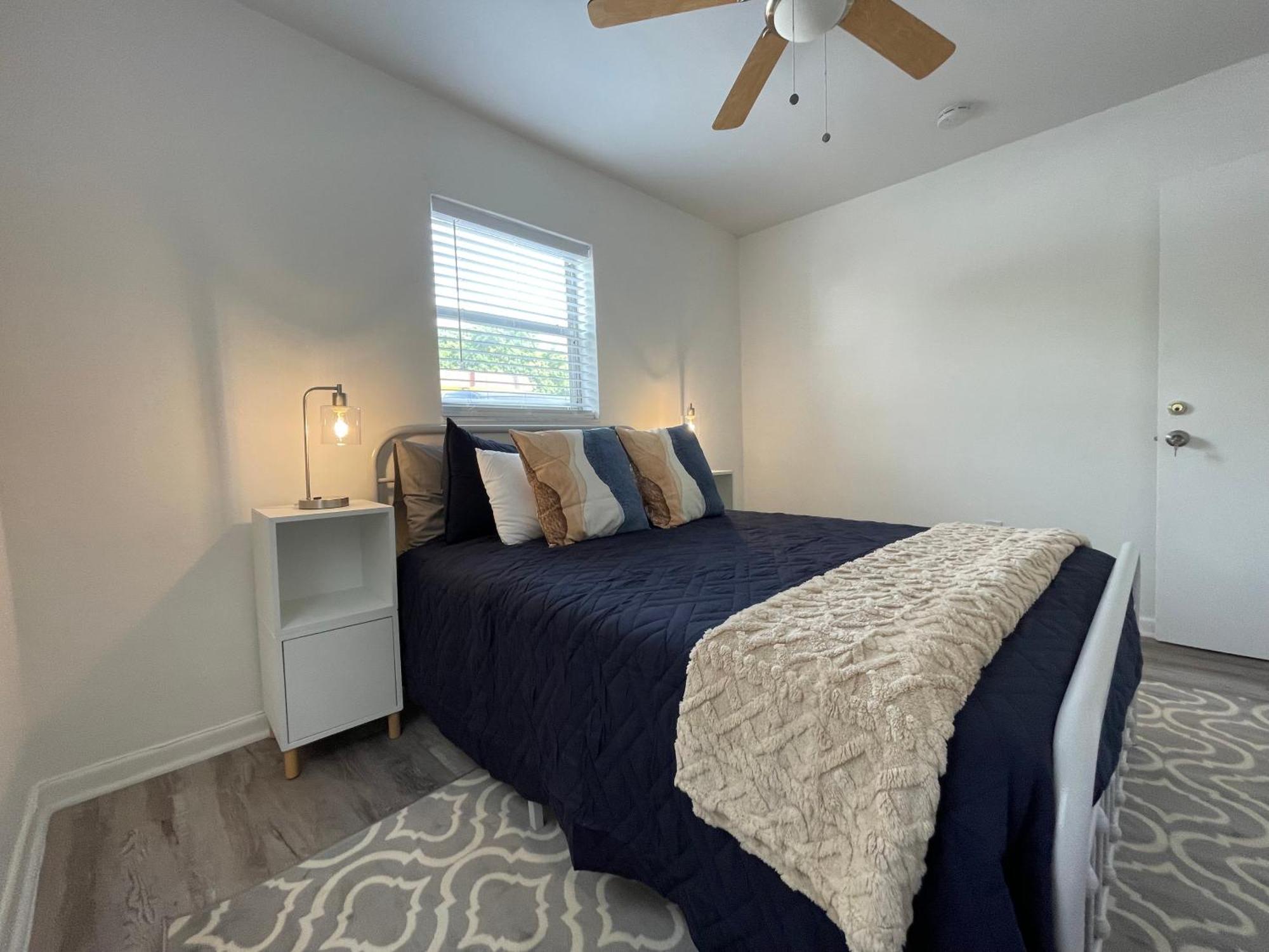 Apartment Remodeled Little Havanna Great Location Miami