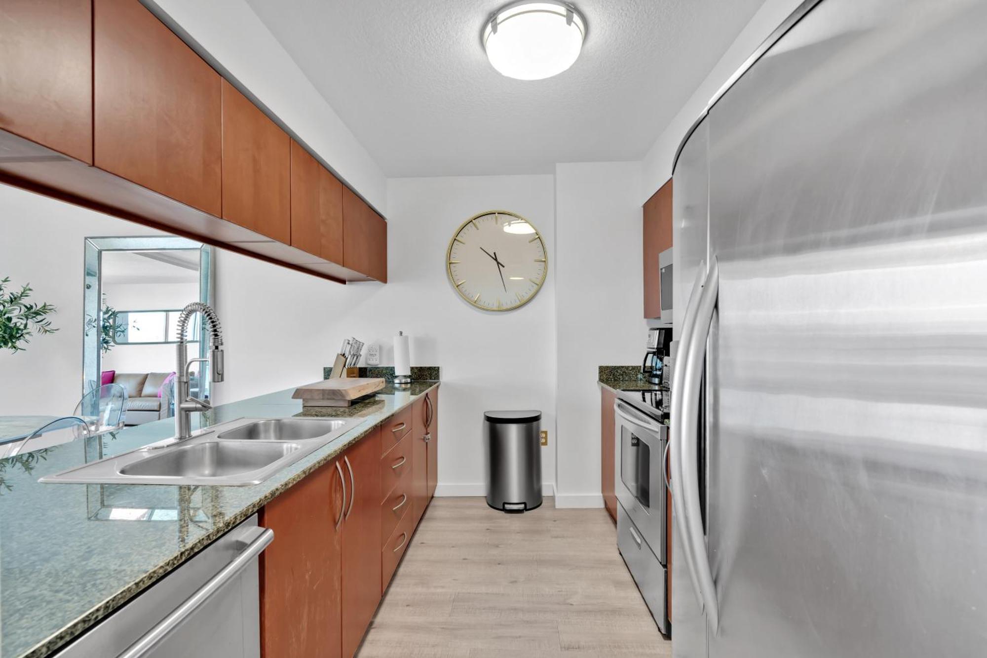 Oceanside Penthouse In Brickell Miami, Pool, Free Parking Appartement