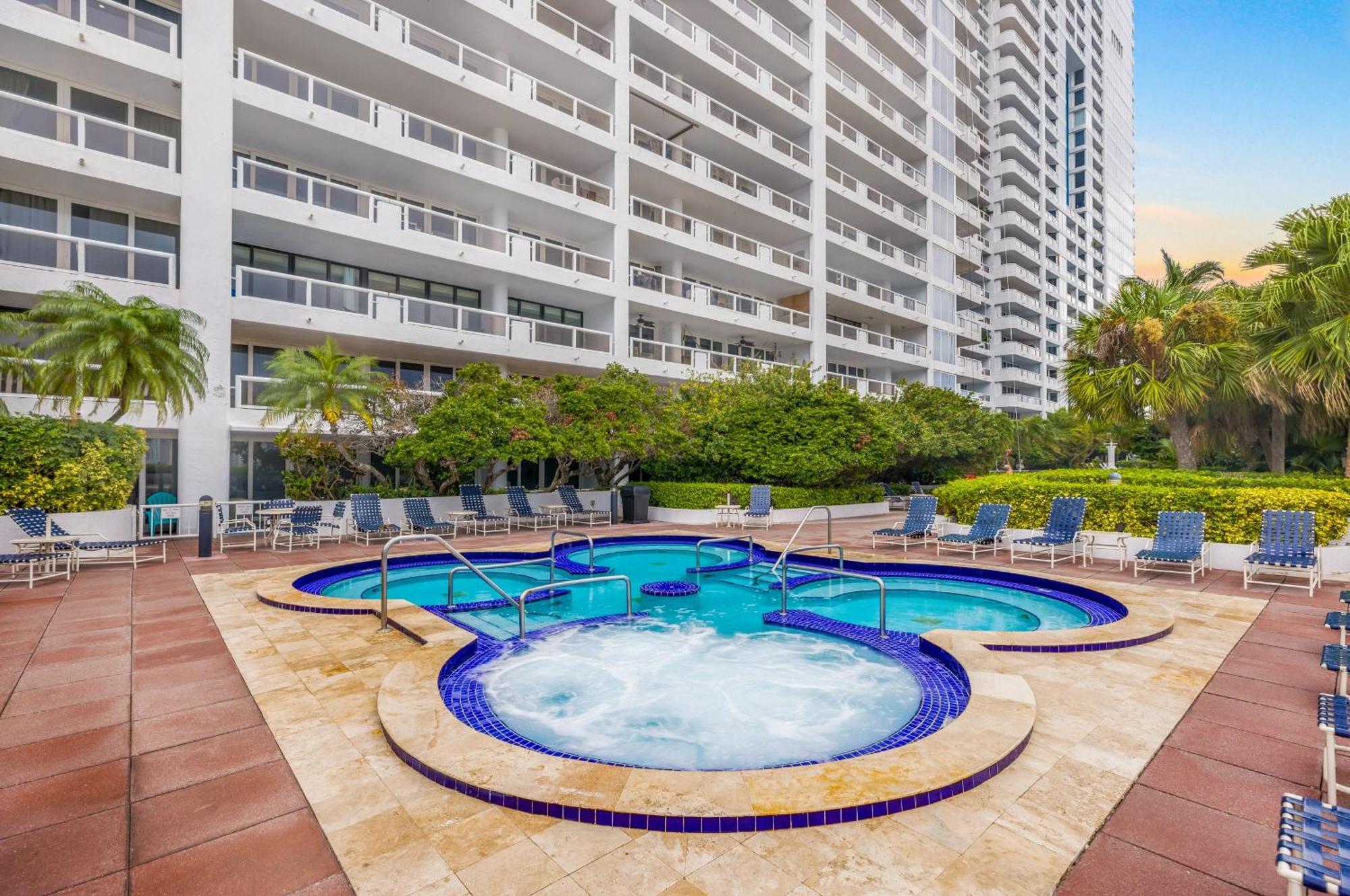 Heat Wave Biscayne Bay Holiday home