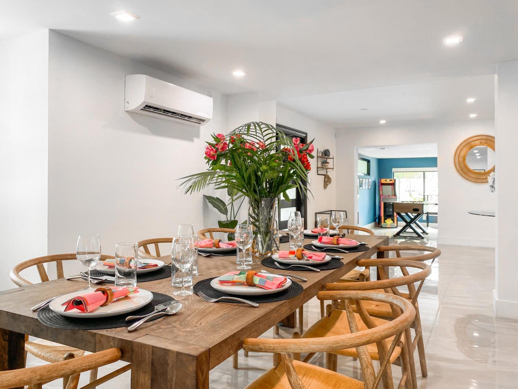 Palma - Prime Location, Pool, Game Room, Outdoor Kitchen