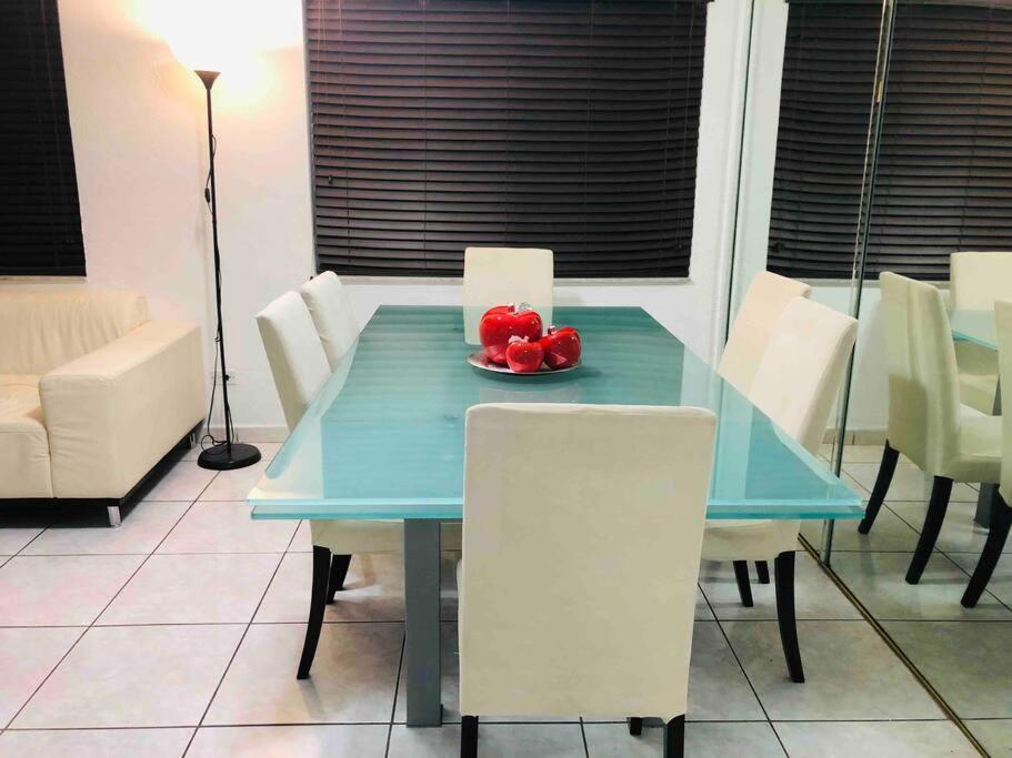 Holiday home Ana House In Miami