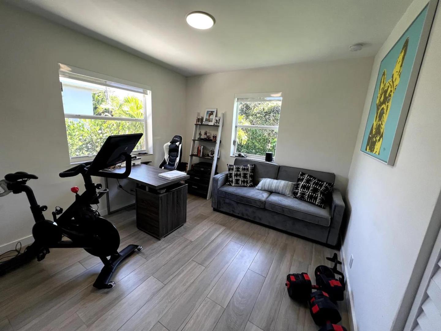 Pura Vida Villa Miami