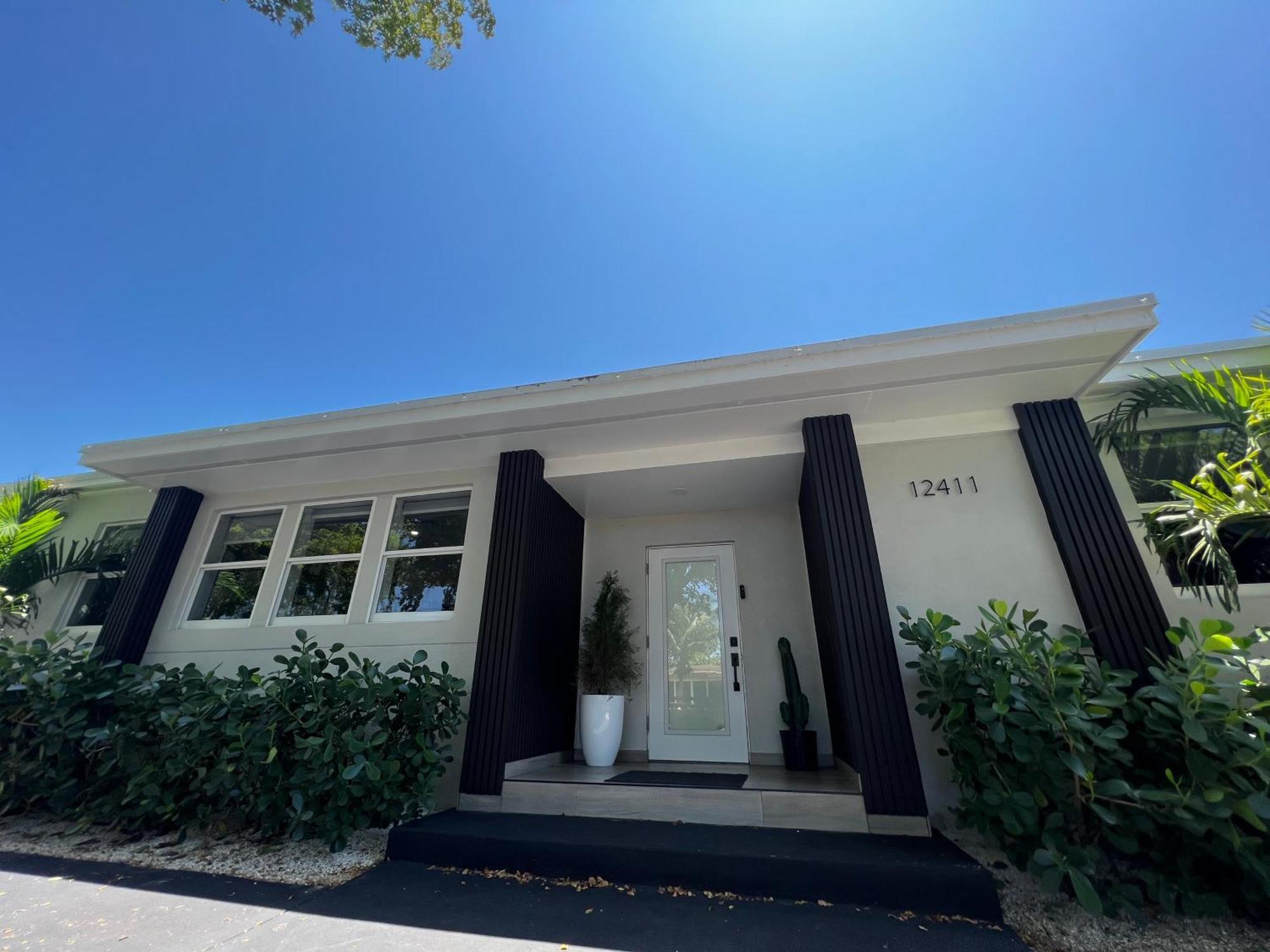 Pura Vida Miami