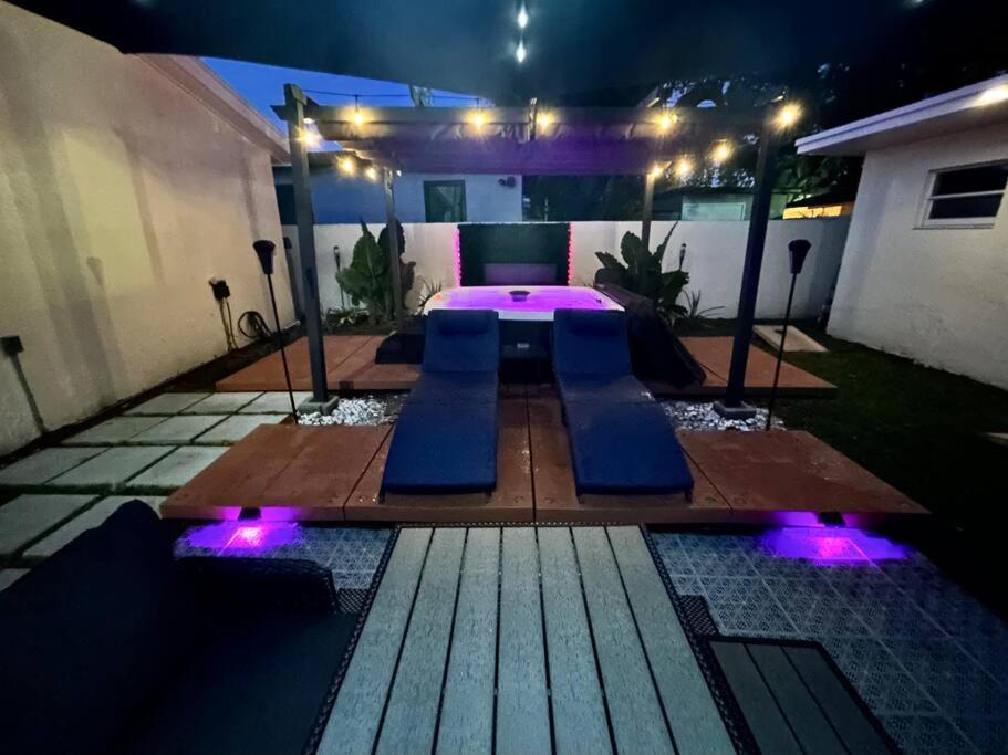 Holiday home Modern W Jacuzzi Near Wynwood-design District-mia Airport