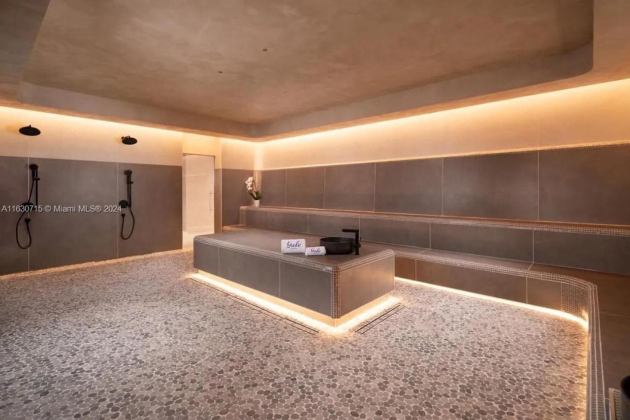 2 Bedroom At Gale Downtown Pool Gym * Miami