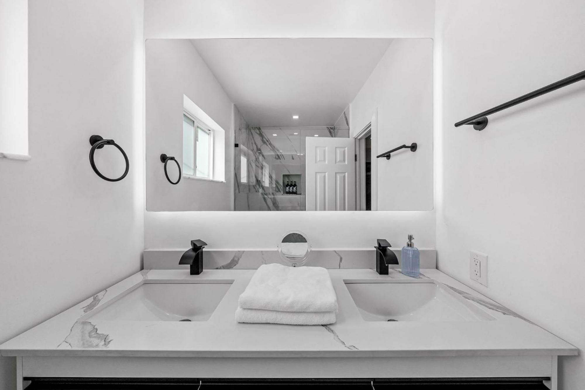 Stunning Family Oasis Miami