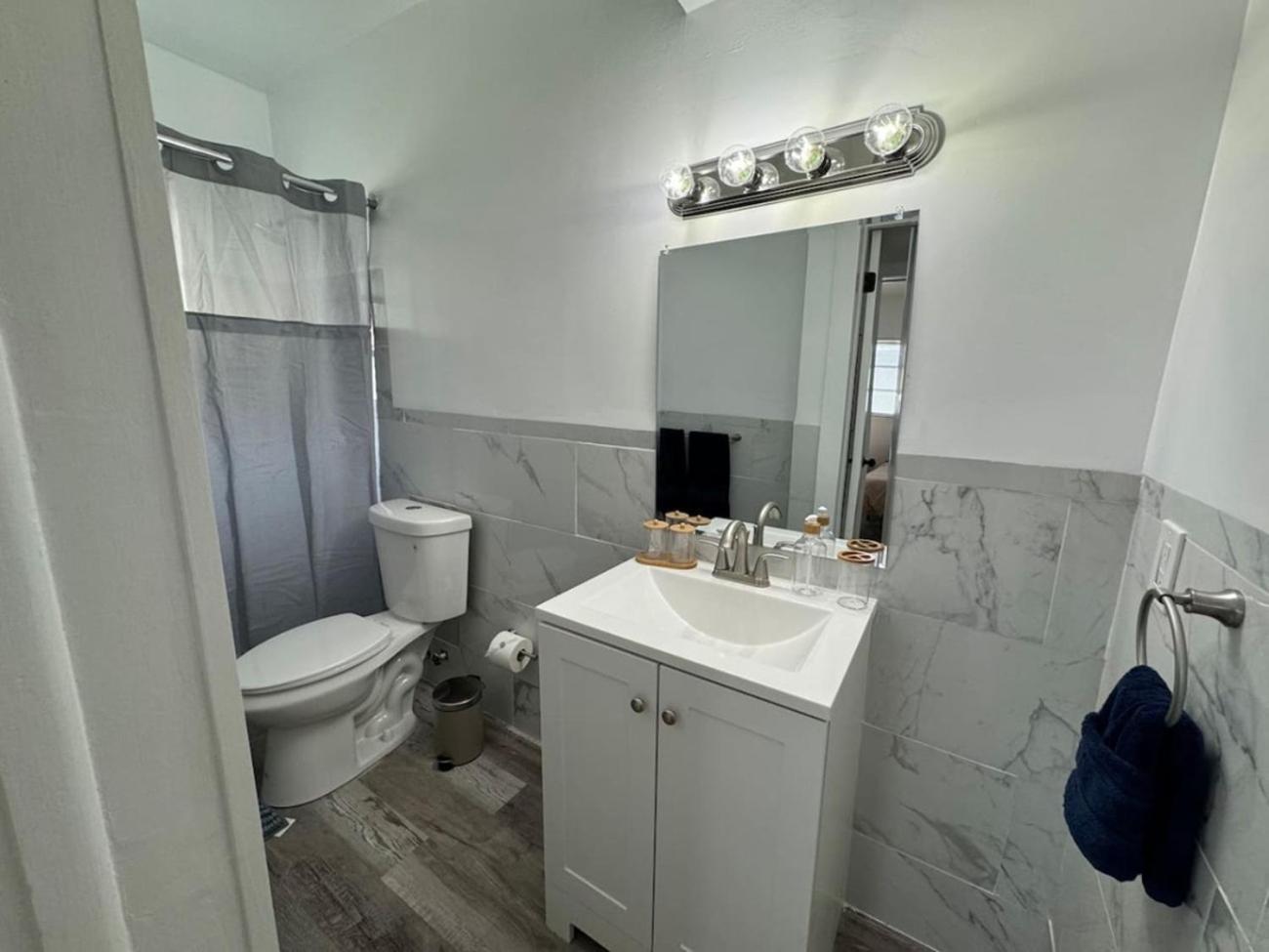 Remodeled Little Havanna Great Location Miami