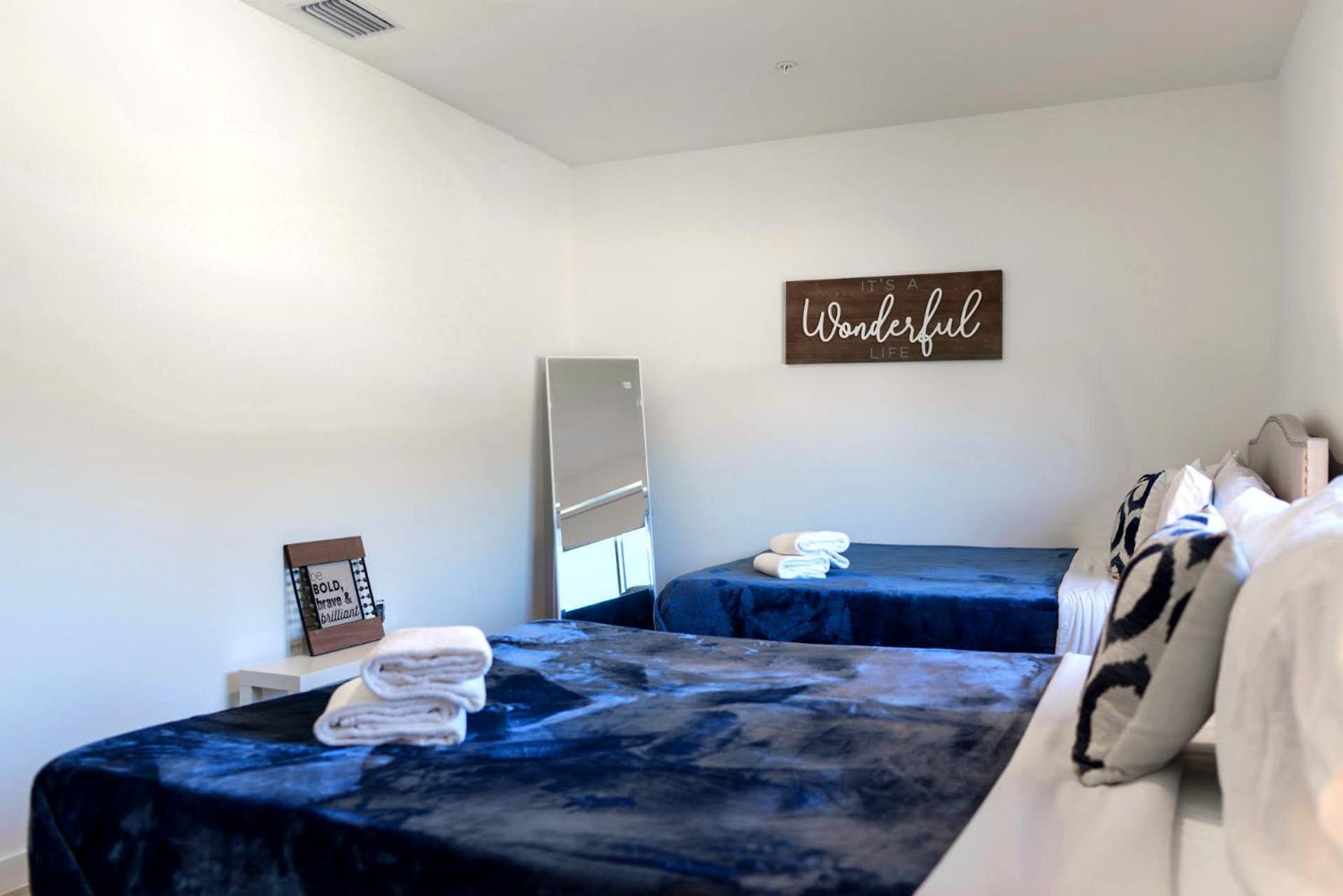 Entire House With Free Parking At North Miami! Miami