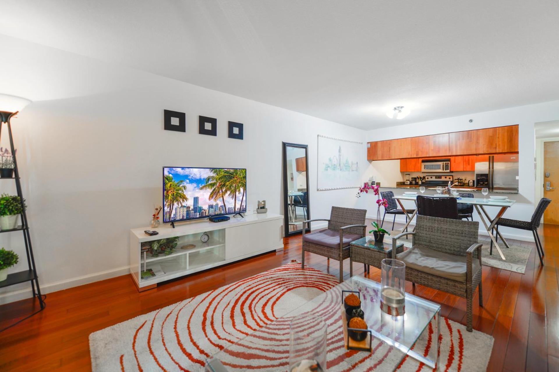 On Top! On 31st Floor W Cozy Amenities Miami
