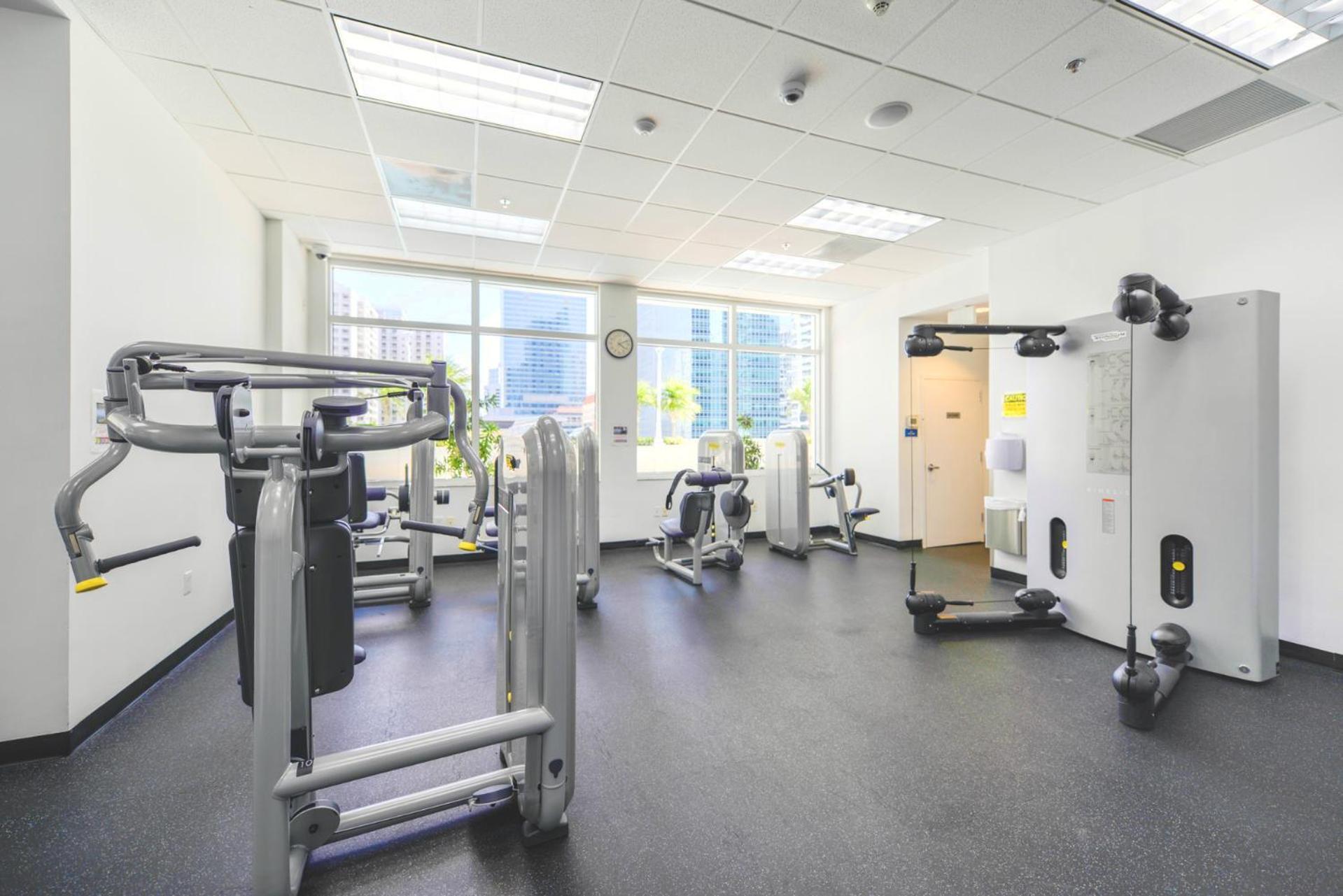 On Top! On 31st Floor W Cozy Amenities *