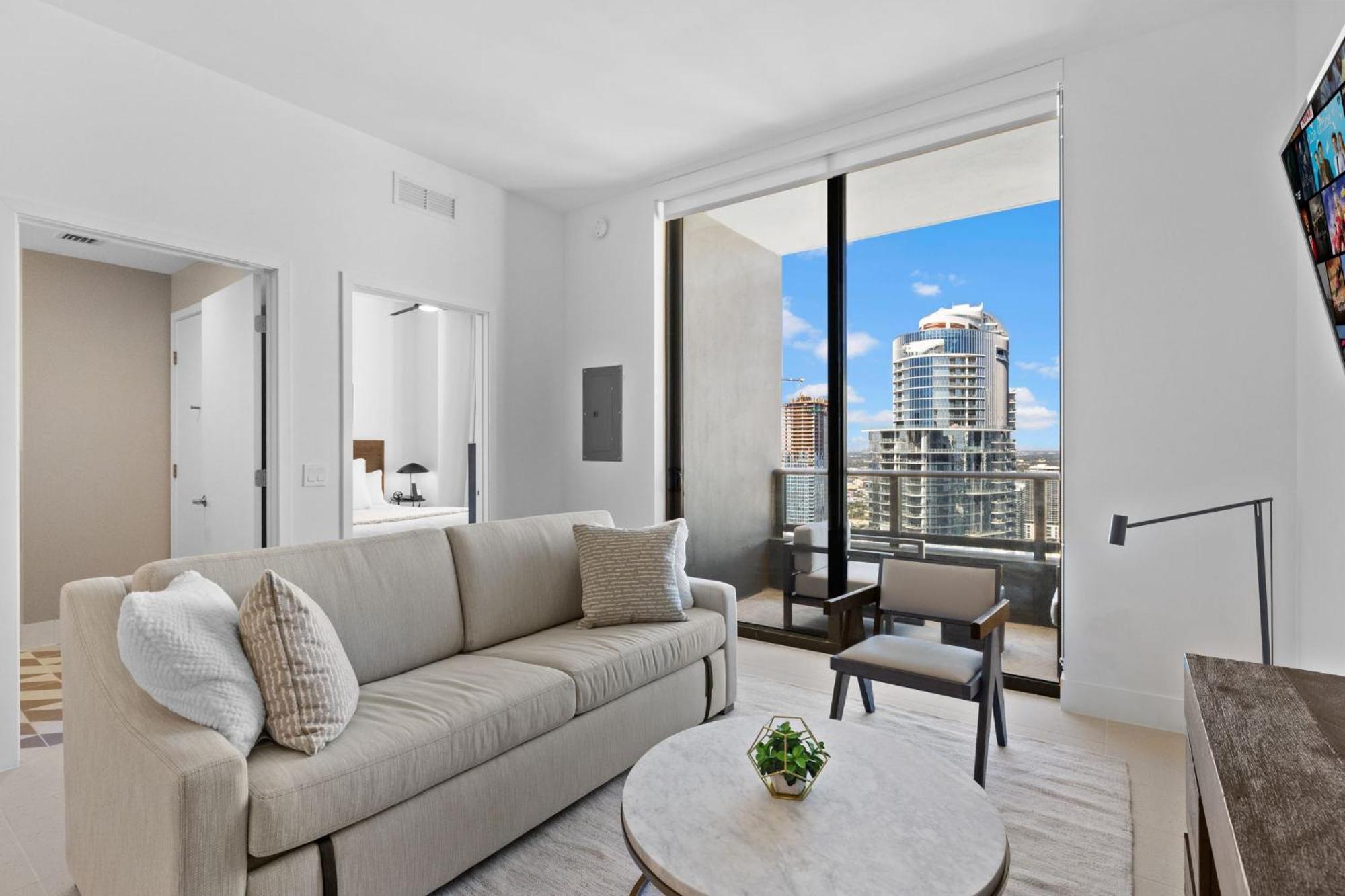 48flr W Free Parking Apartment Miami
