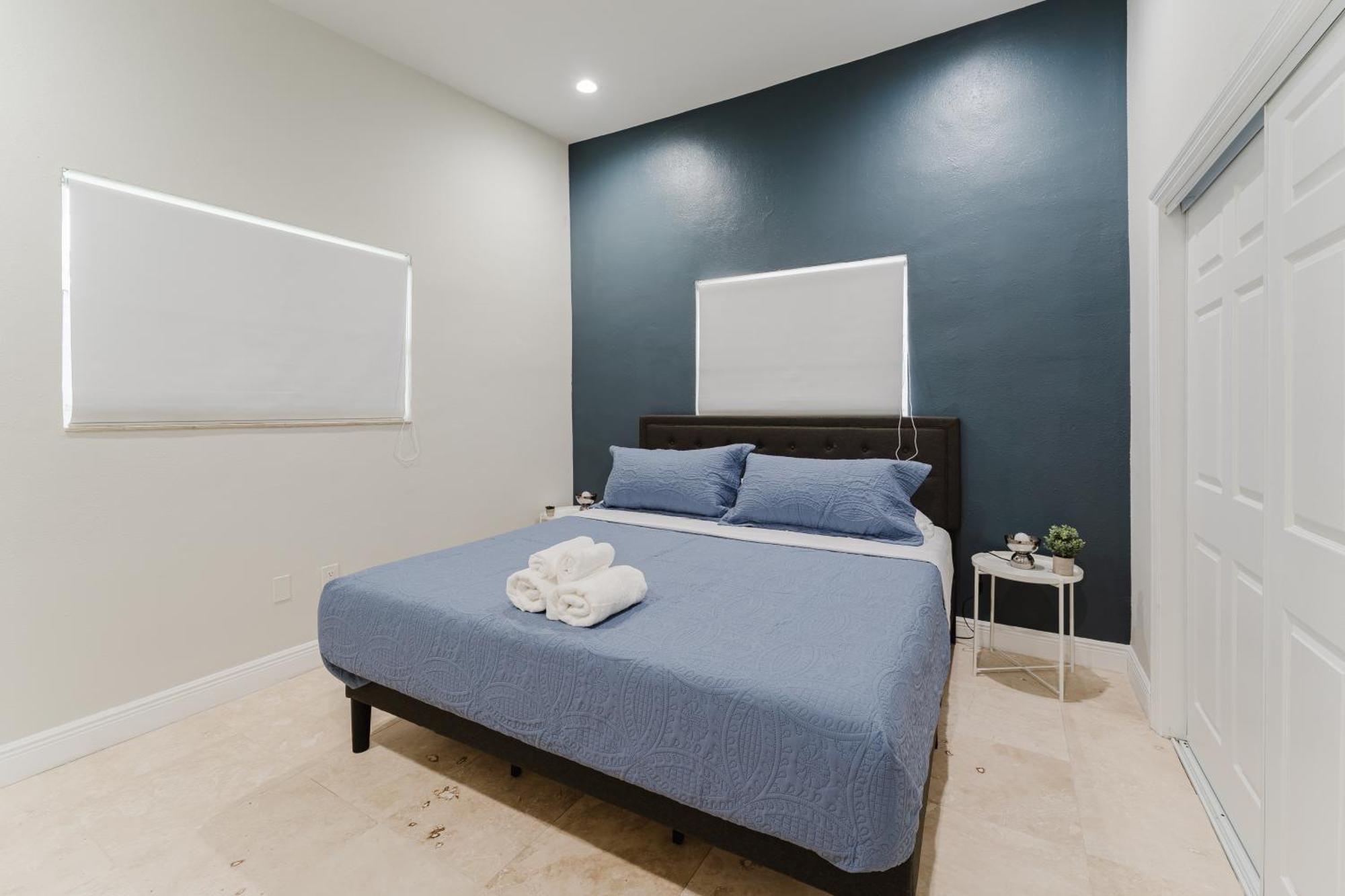 Holiday home Beautiful Aventura Sleeps 26 Miami