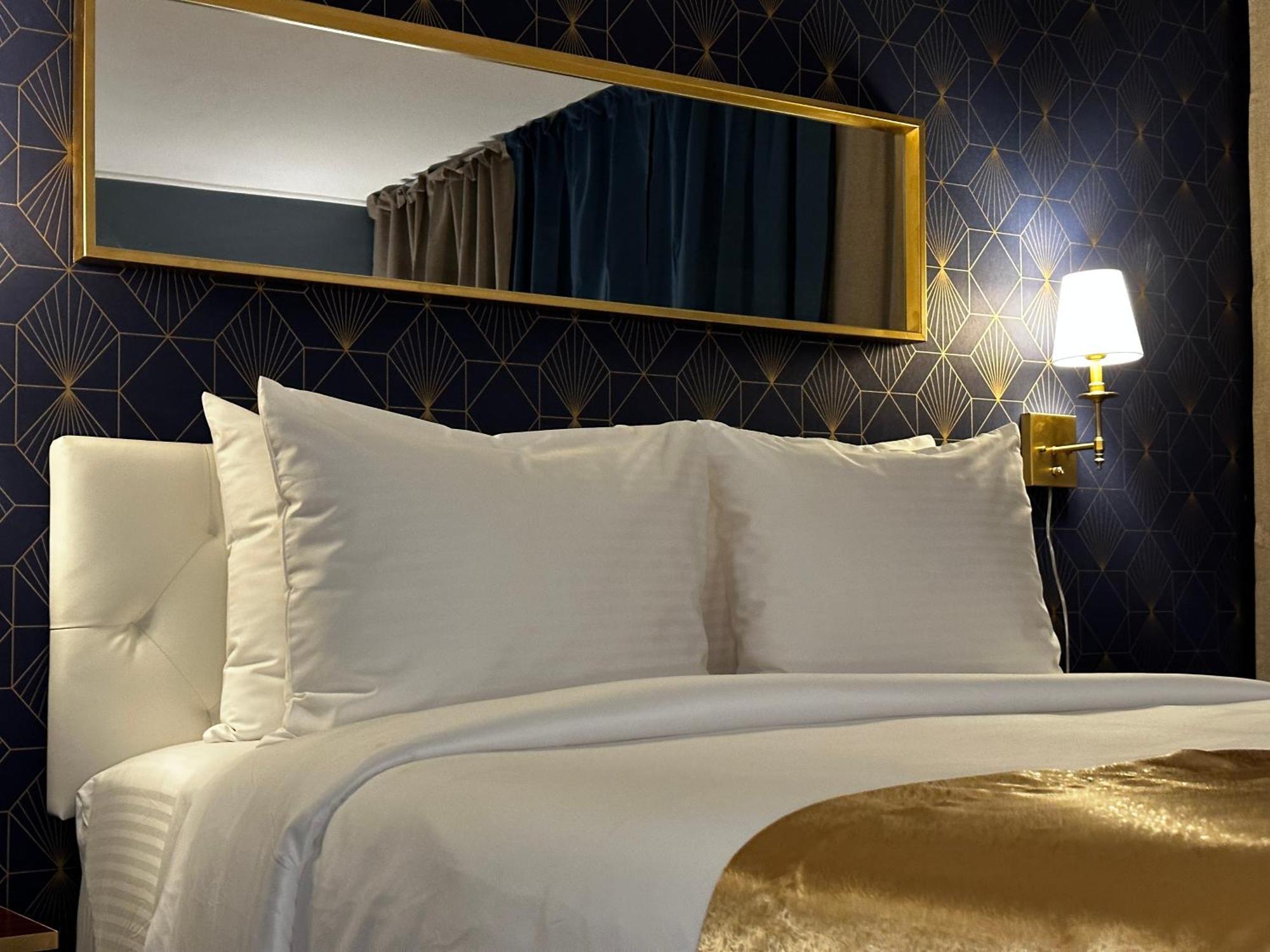 Superior Queen Room-non Smoking Miami