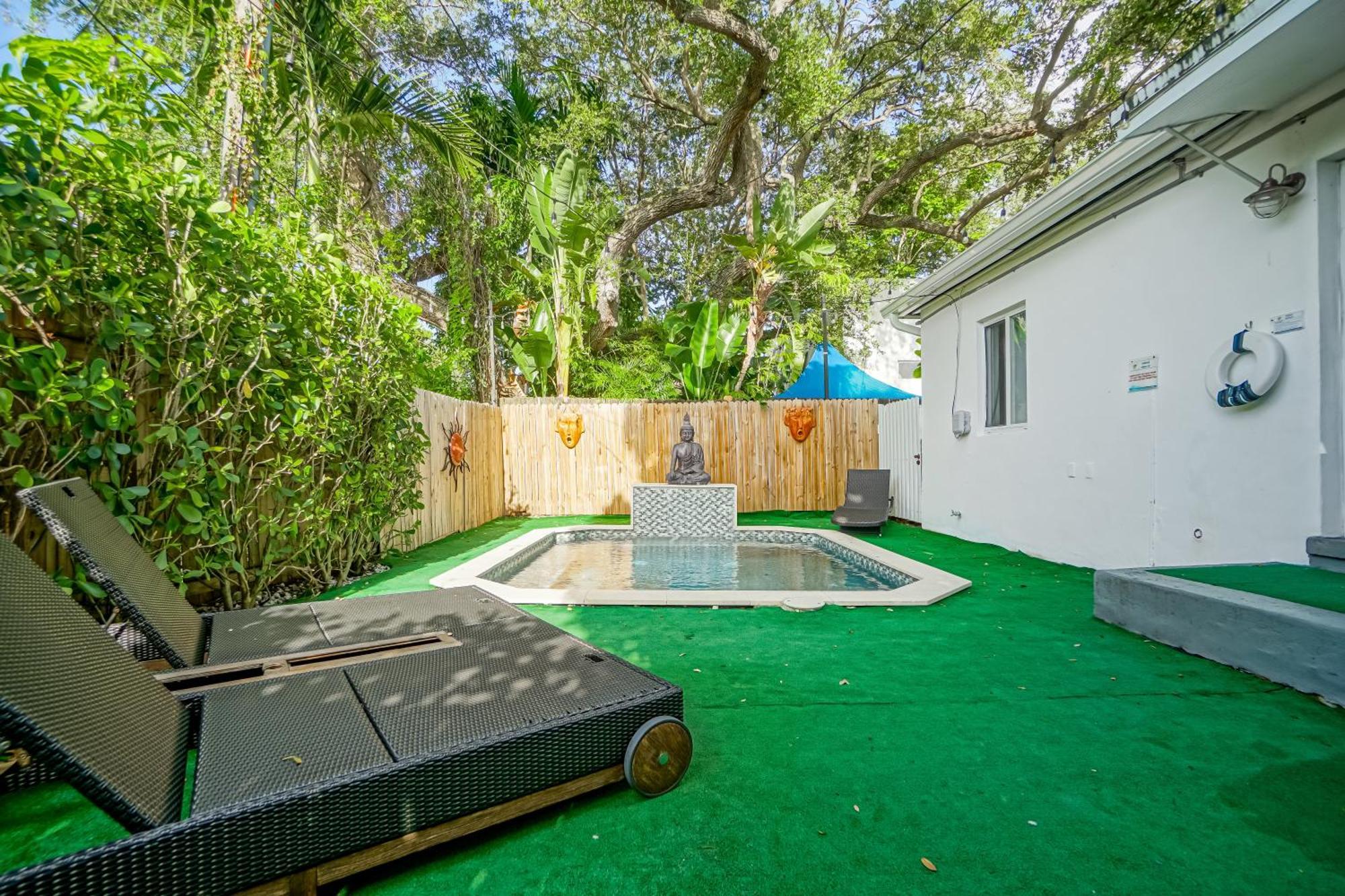 Holiday home Buddha House Pool Big Yard Miami