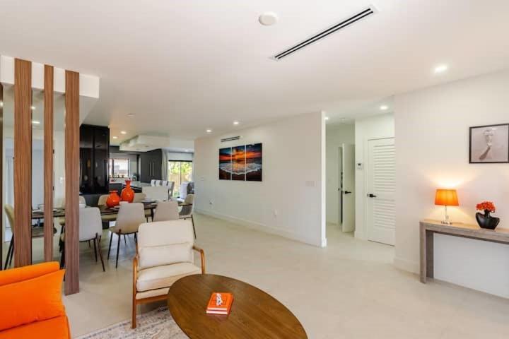 Oasis By Brickell And Beaches Villa