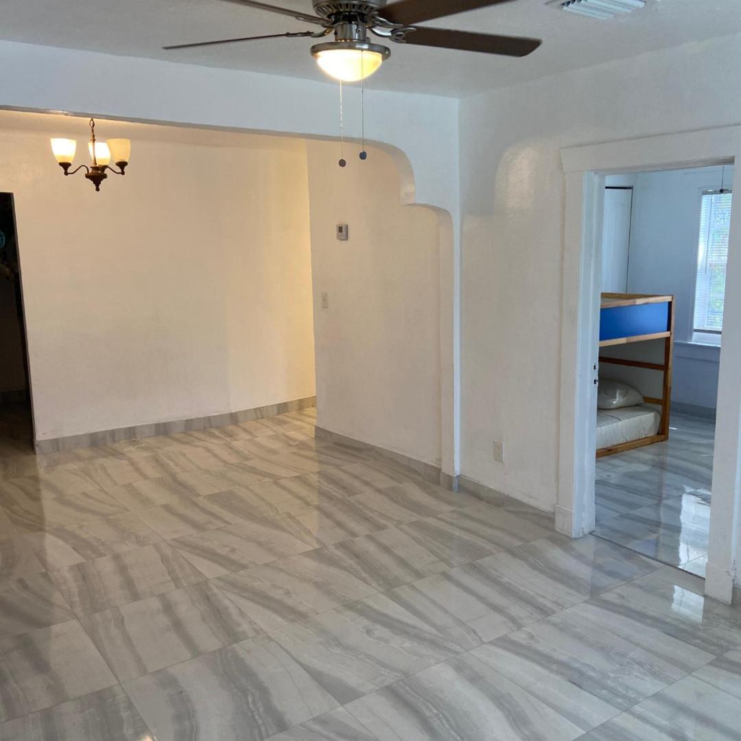 Hostel Parnasus Wynwood Miami
