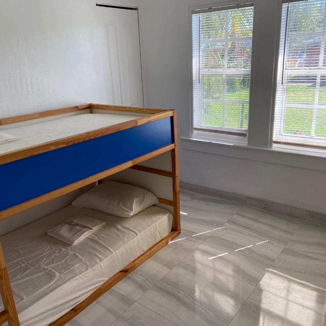 Hostel Parnasus Wynwood *