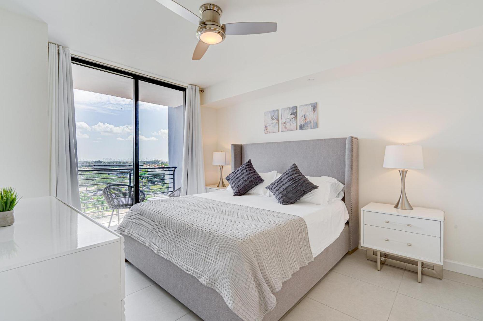 Apartment 805mm Downtown Doral 2 Bedrooms & 2 Bathrooms
