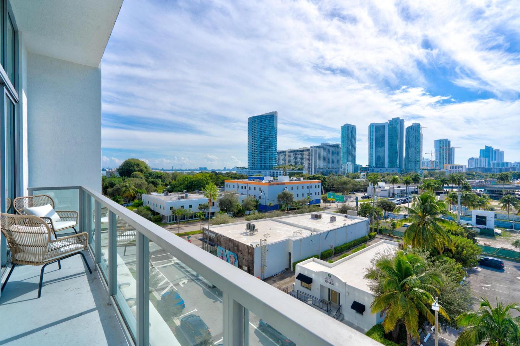 3900-504mq Design District, 1 Bedroom & 1 Bathroom *