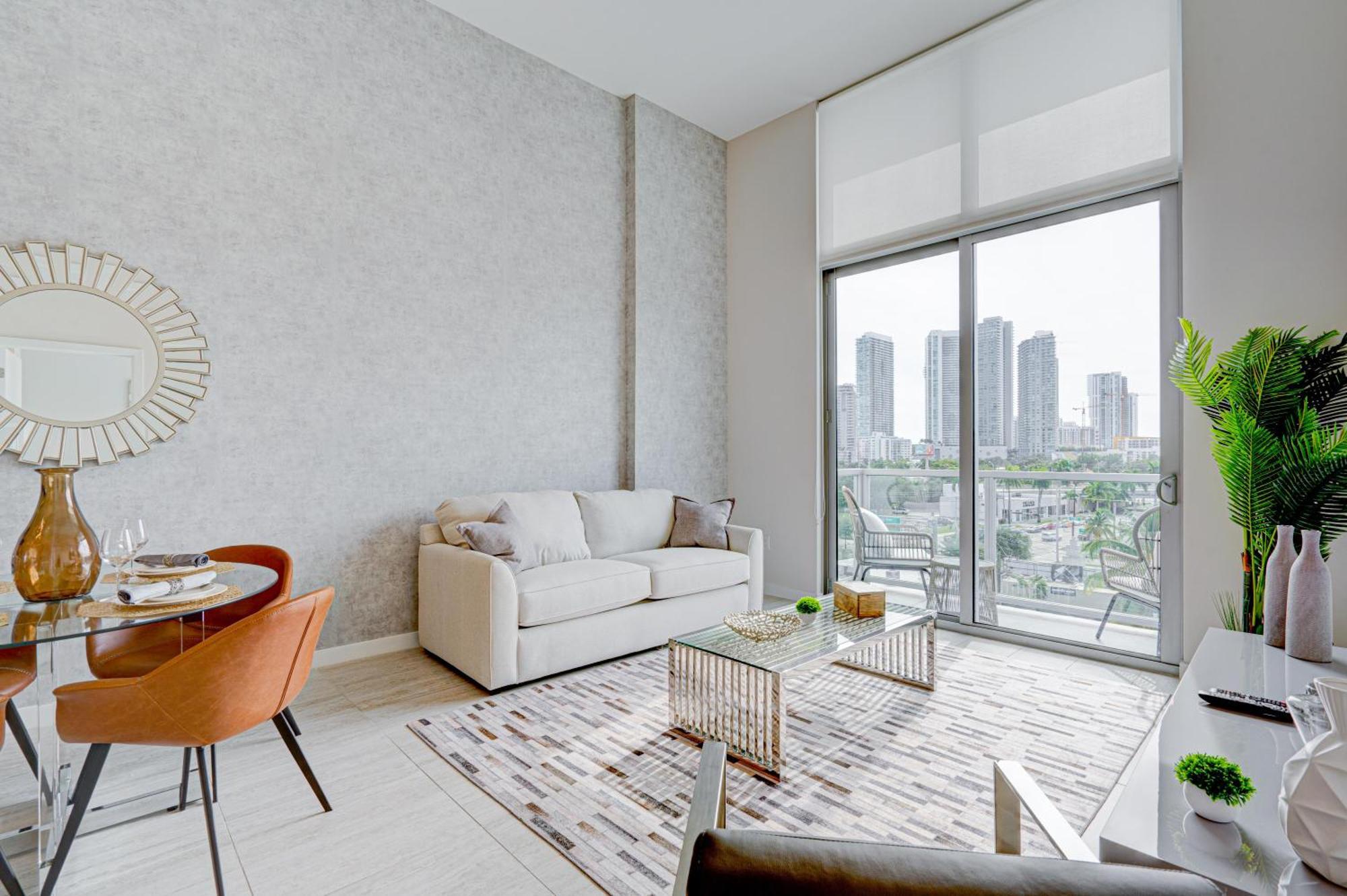 Apartment 3900-504mq Design District, 1 Bedroom & 1 Bathroom