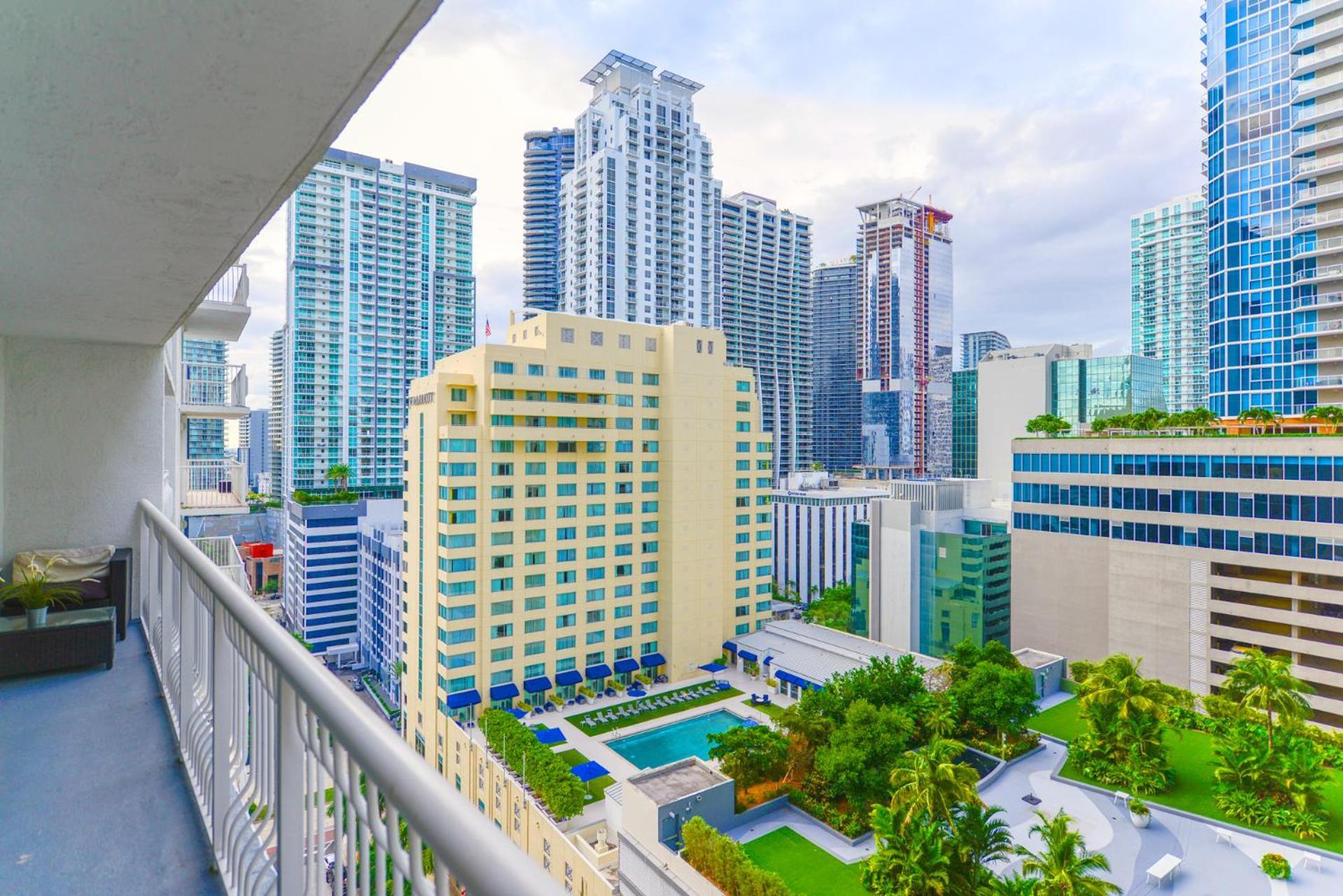 Apartment Relax & Live The Exp In Our Comfy