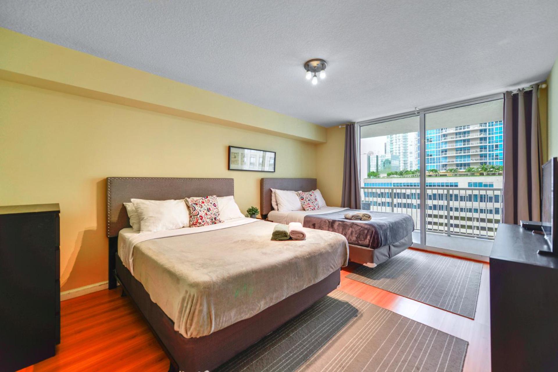 Relax & Live The Exp In Our Comfy Apartment Miami