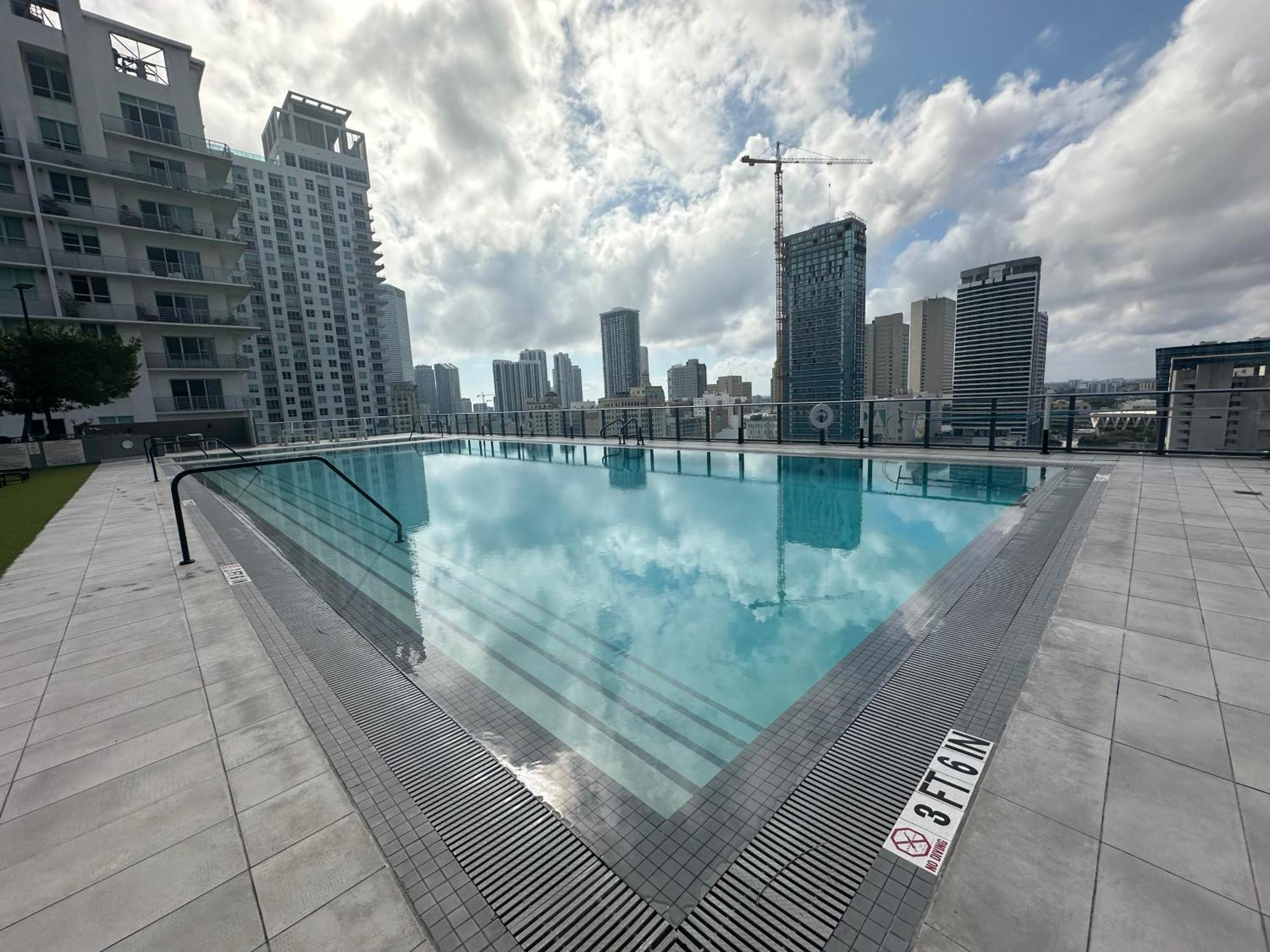 Downtown Brickell Apartment *