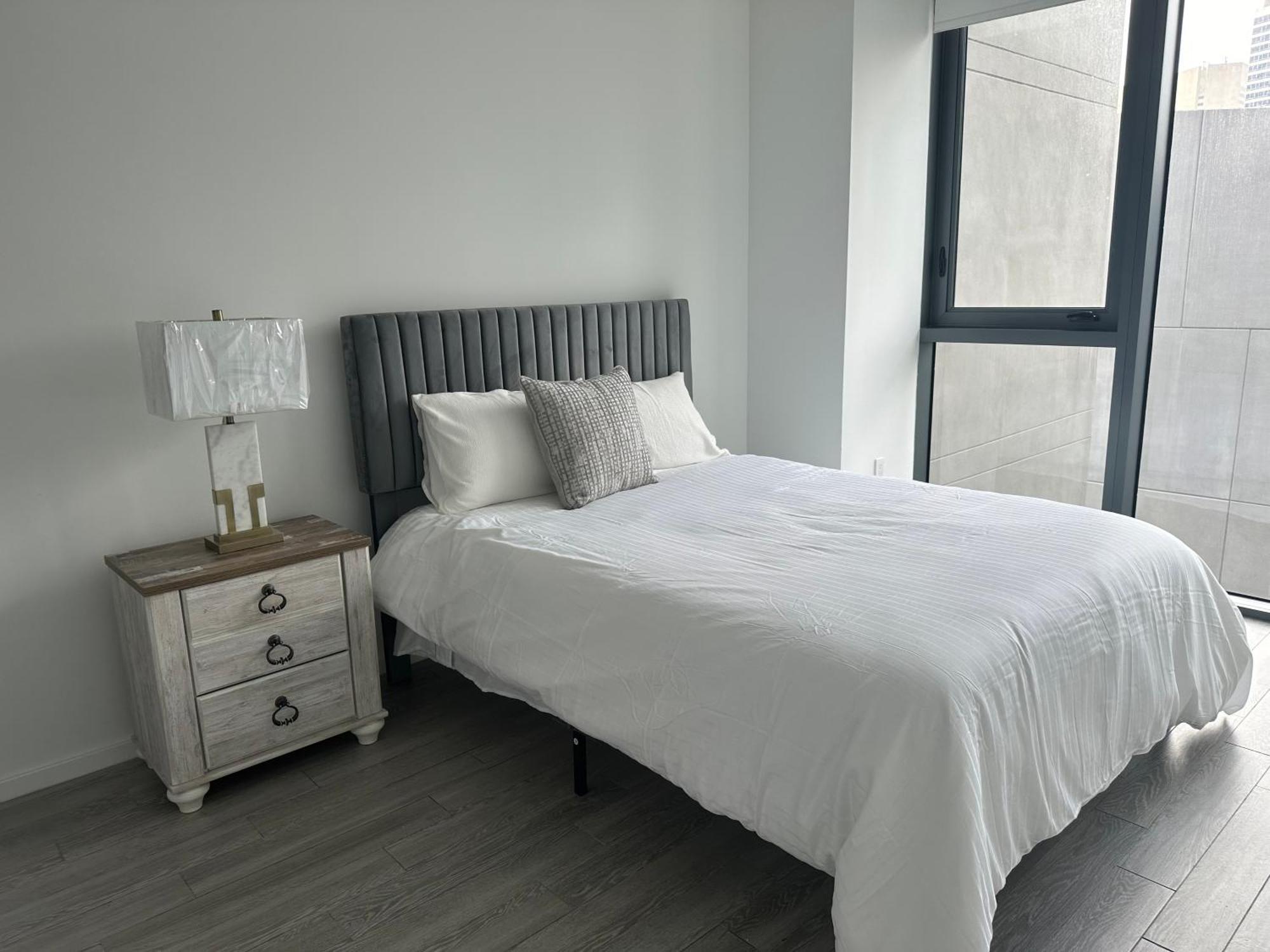 Downtown Brickell Apartment *