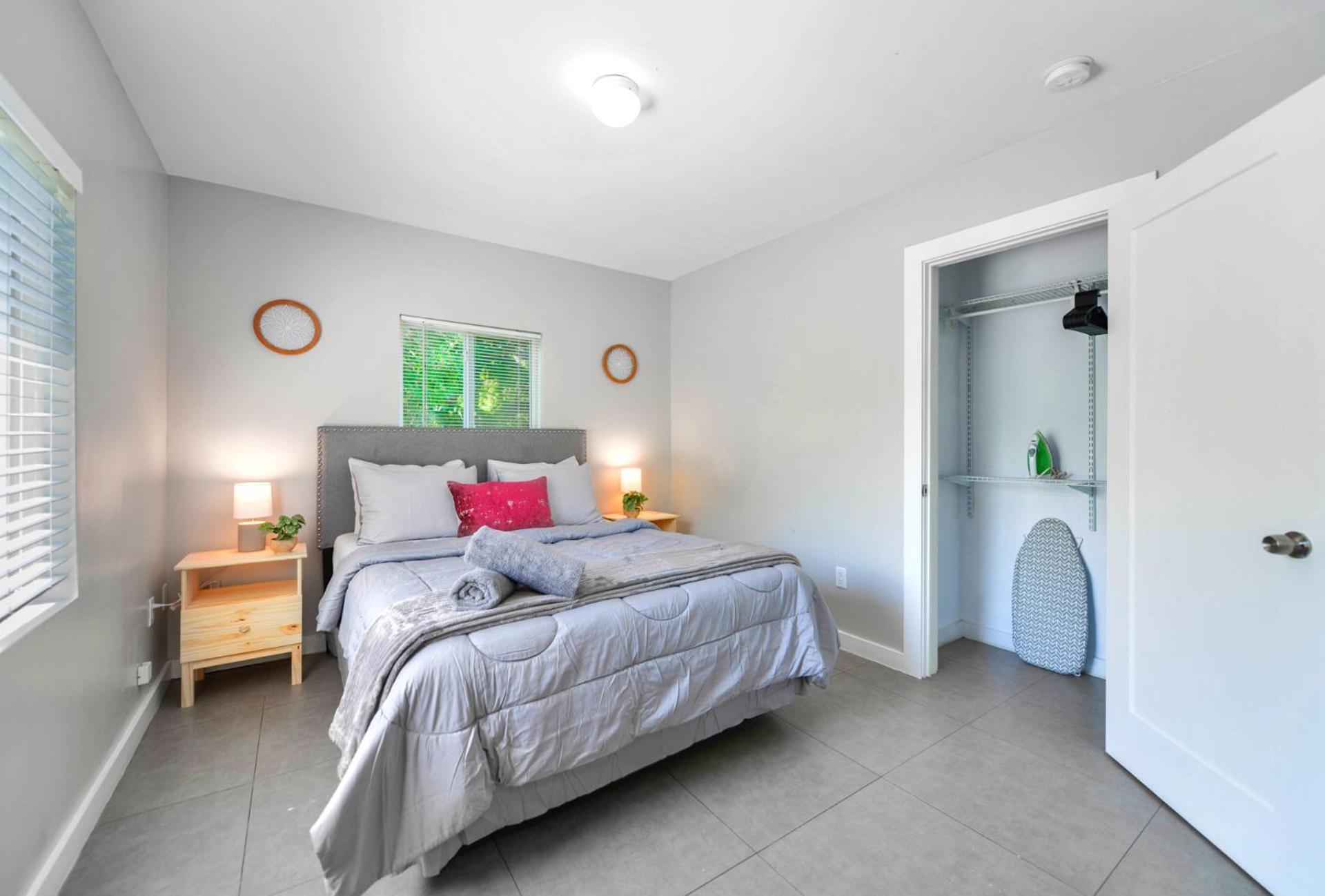 Apartment Comfy & Spacious Duplex W Amenities! Miami