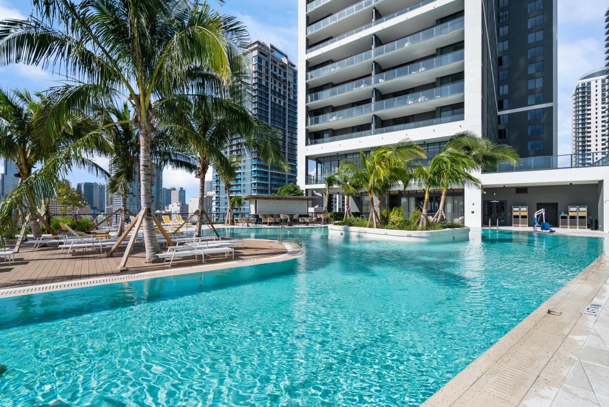 New Downtown - Amazing View 27th Floor Apartment Miami