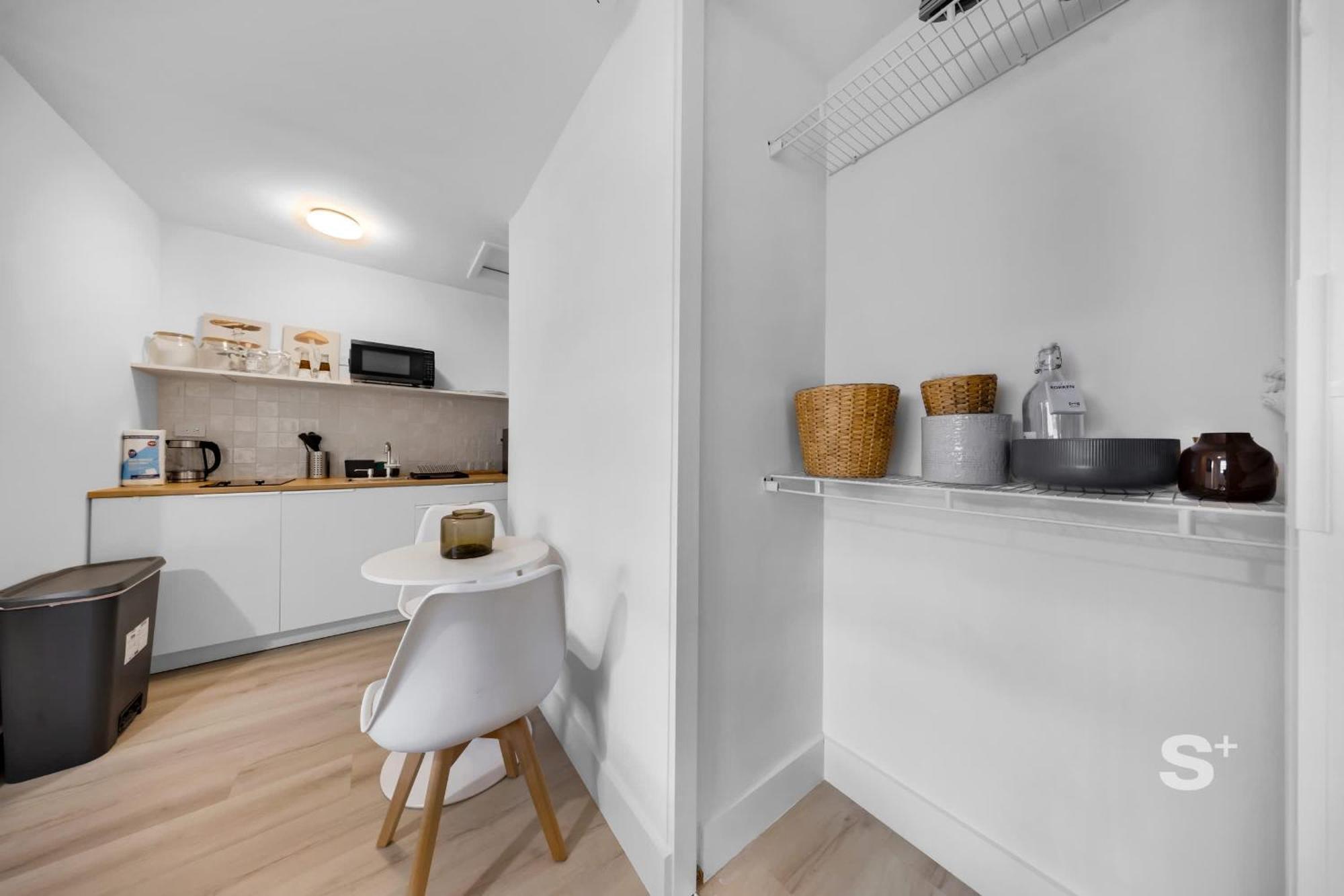 Chic With A Modern Touch Living Apartment Miami