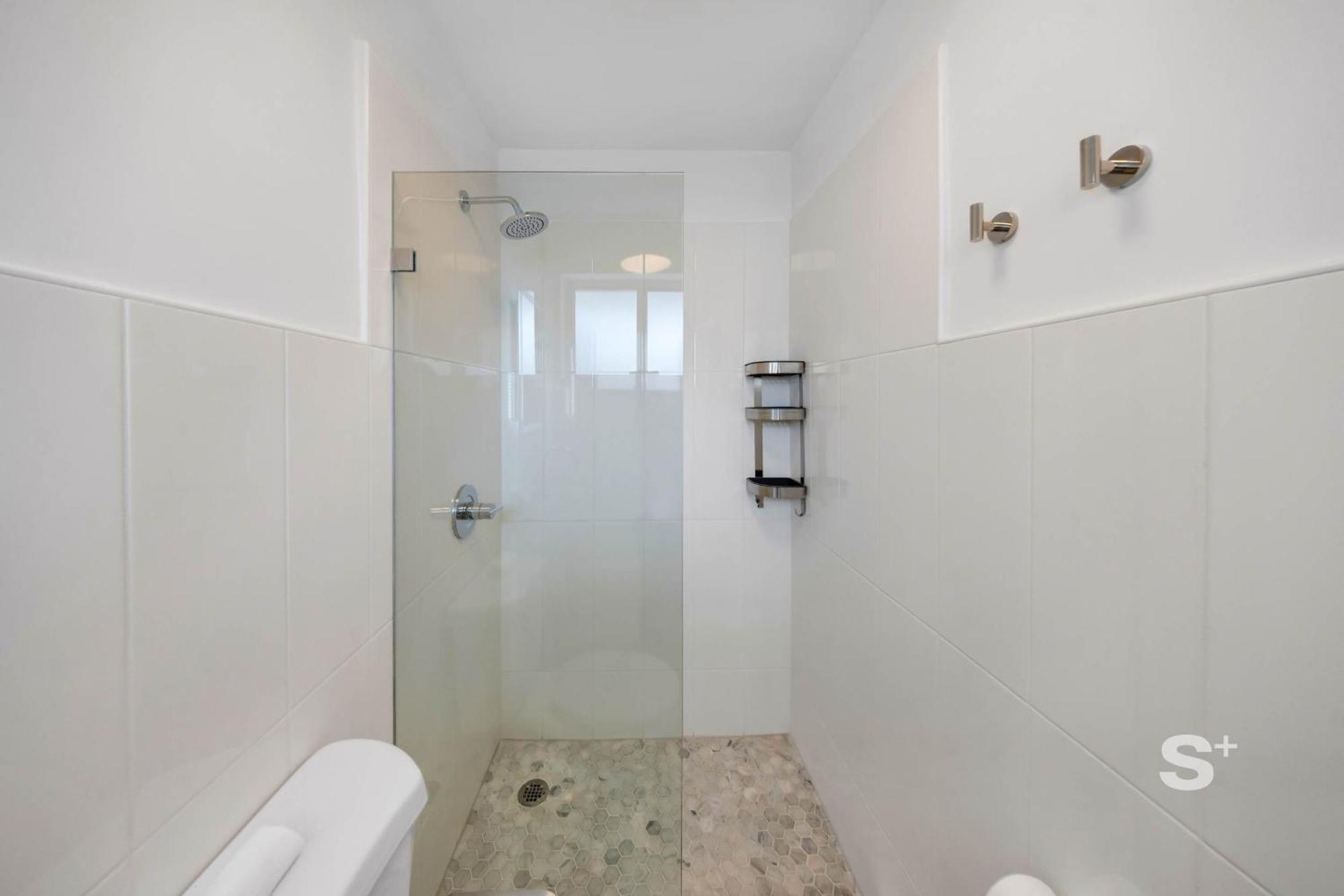 Chic With A Modern Touch Living * Miami