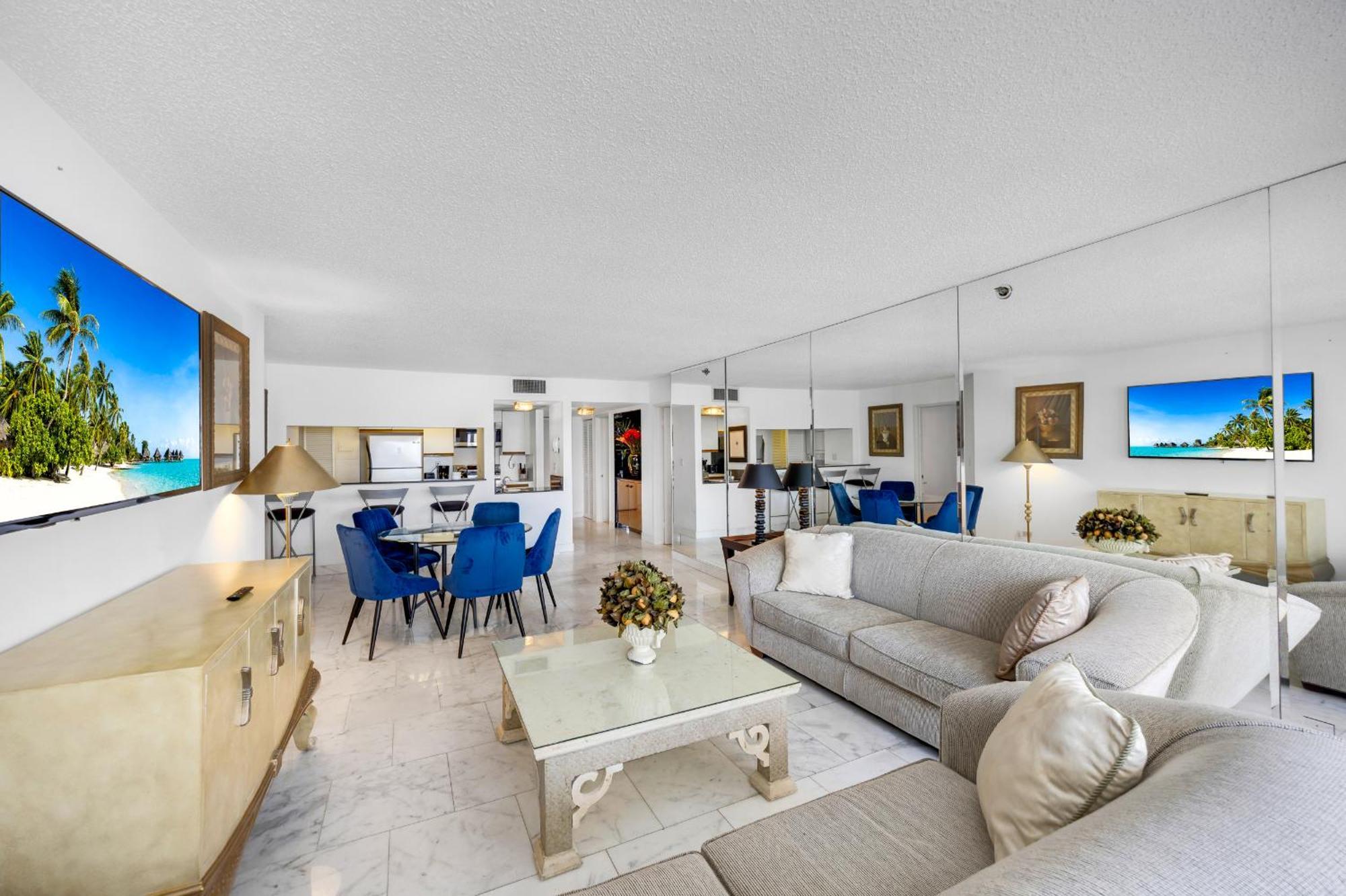 Bayside Glam With Epic Views