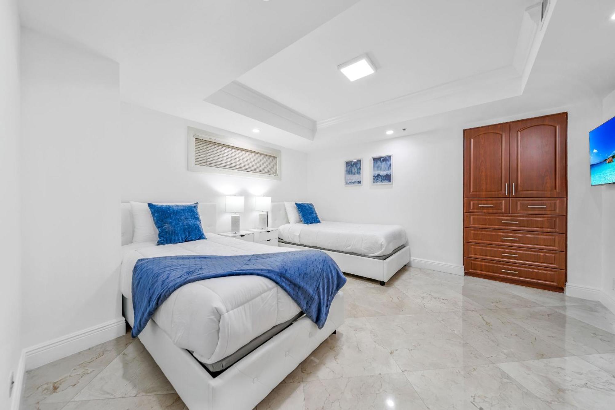 Bayside Glam With Epic Views Miami