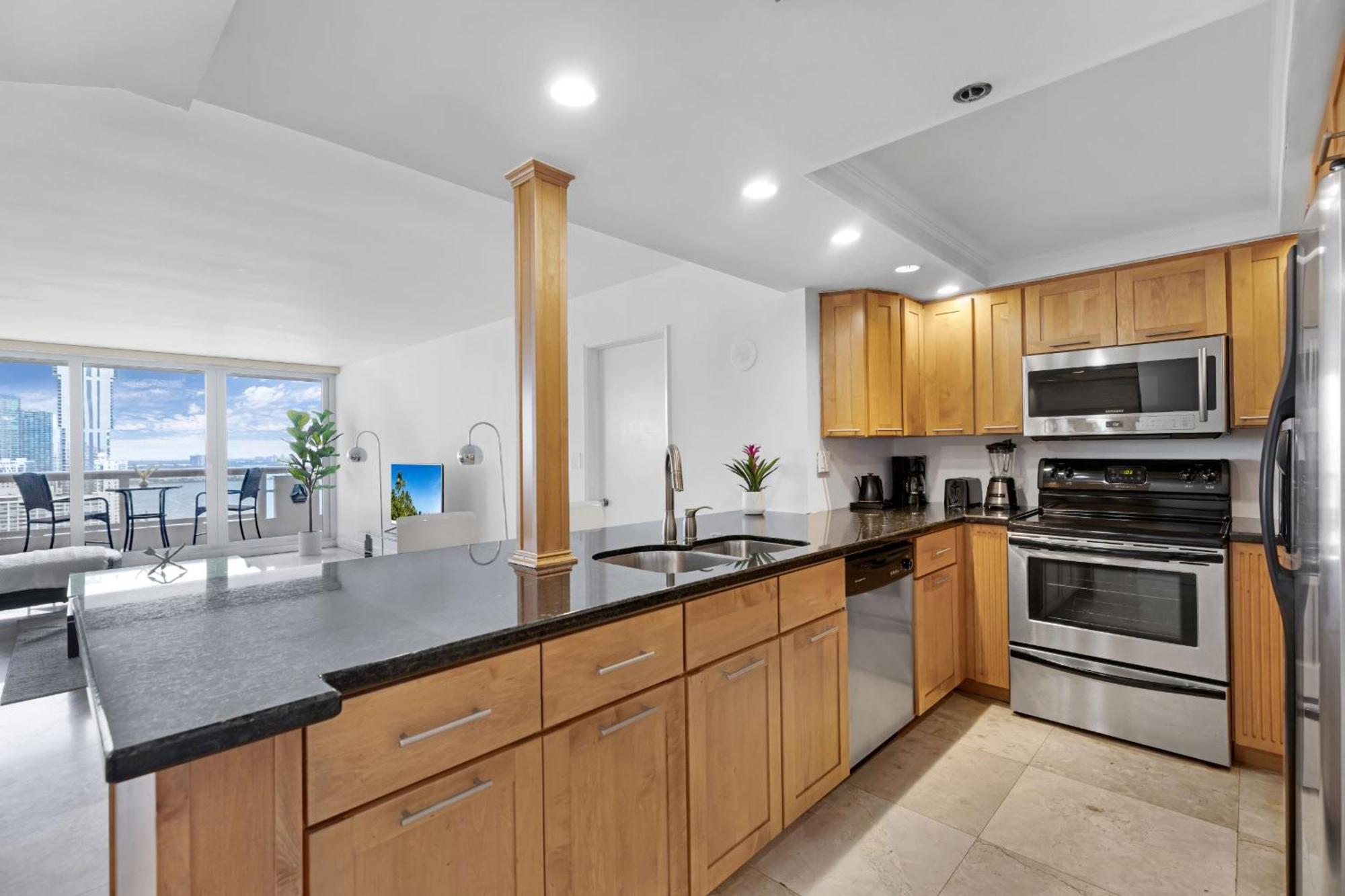 Bayside Glam With Epic Views Miami