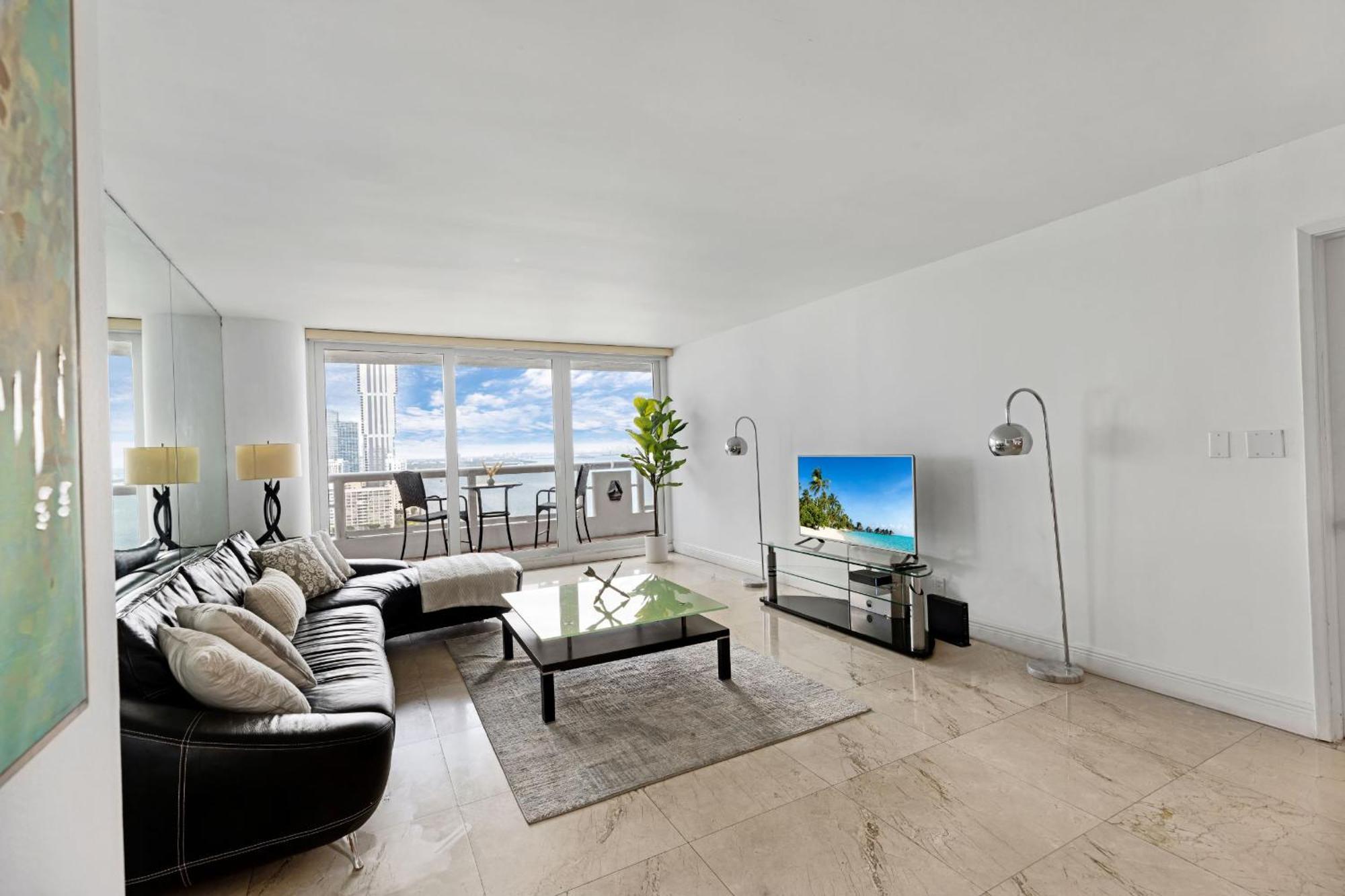 Bayside Glam With Epic Views