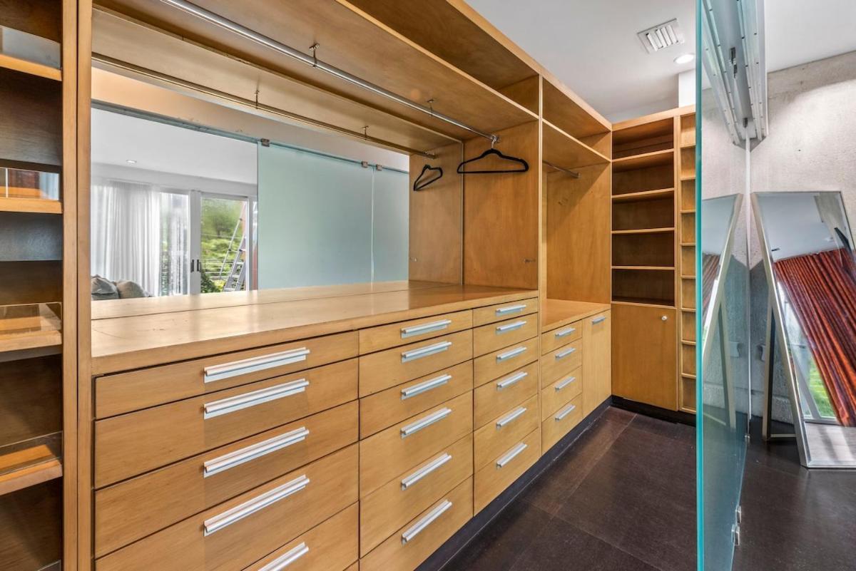 Luxury With Large Pool & Bbq, Perfect Getaway! * Miami