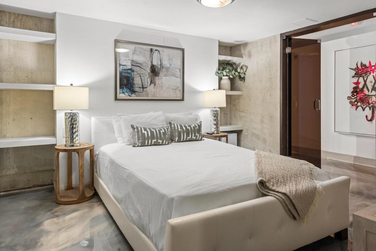 Luxury With Large Pool & Bbq, Perfect Getaway!
