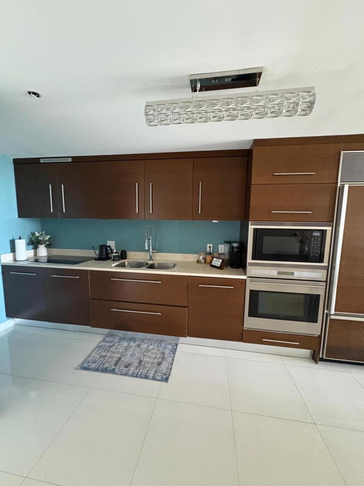 Sun&sea Iconbrickell Unit Apartment Miami