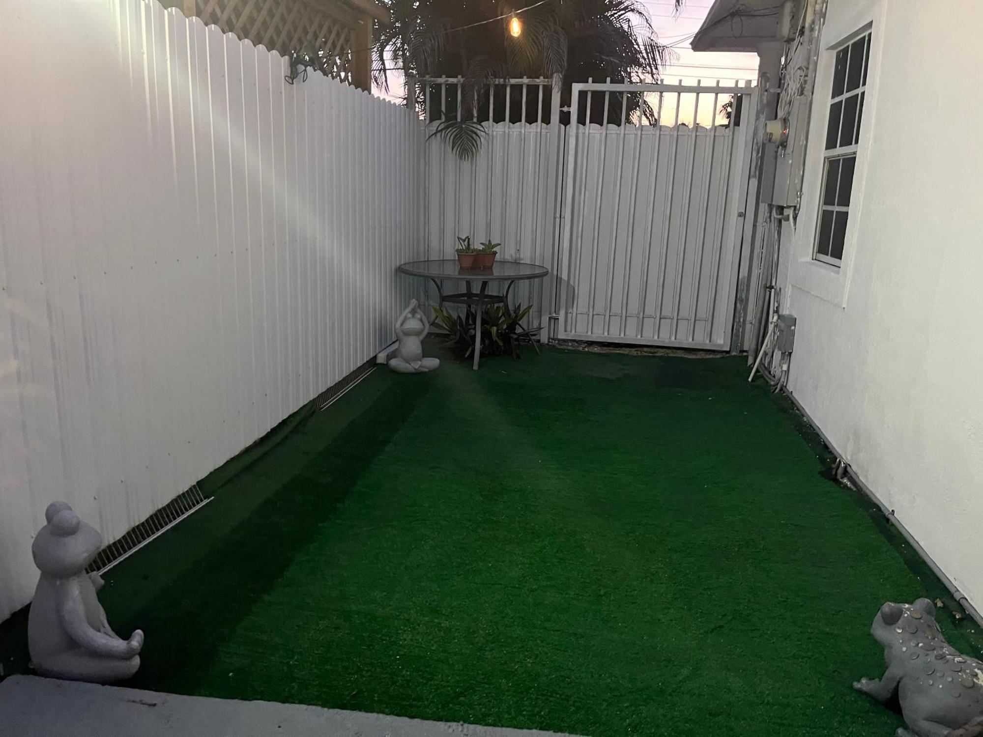 Homestay Guest W Free Parking At 7 Min To International Airport Miami