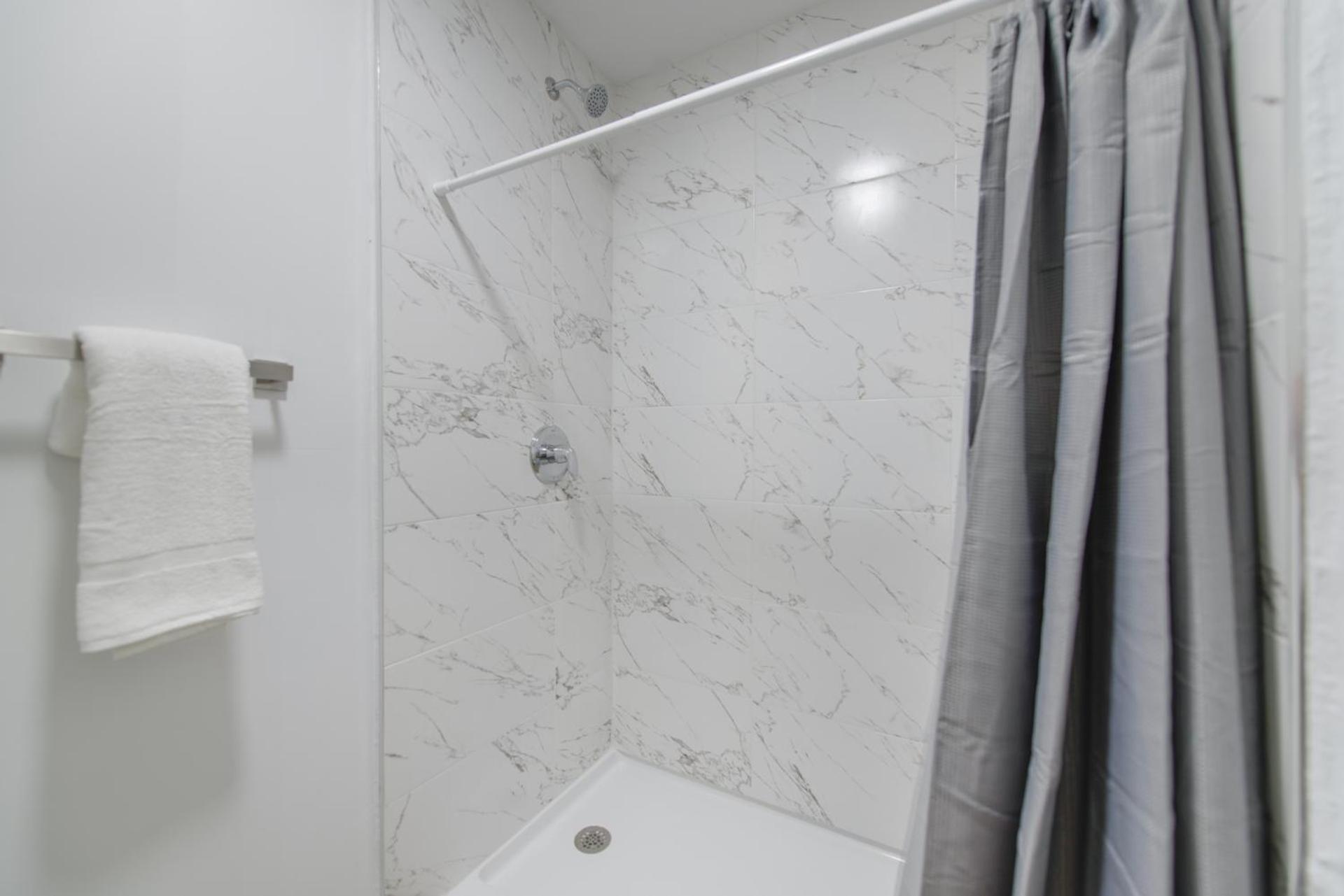 Charming Near To Stadium Loandepot Park Apartment