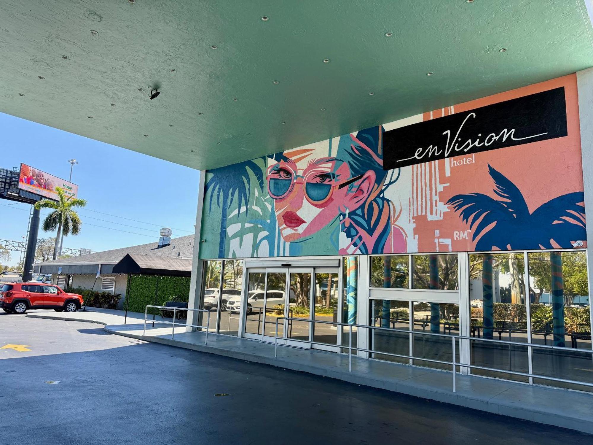 Hotel Envision International Airport
