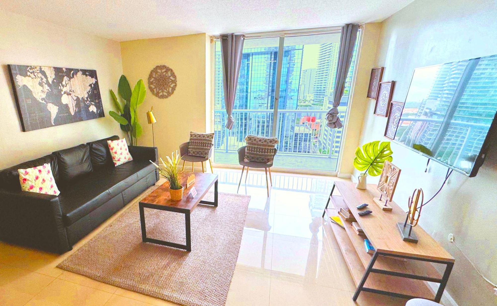 Stylish & Comfy W In-site Miami