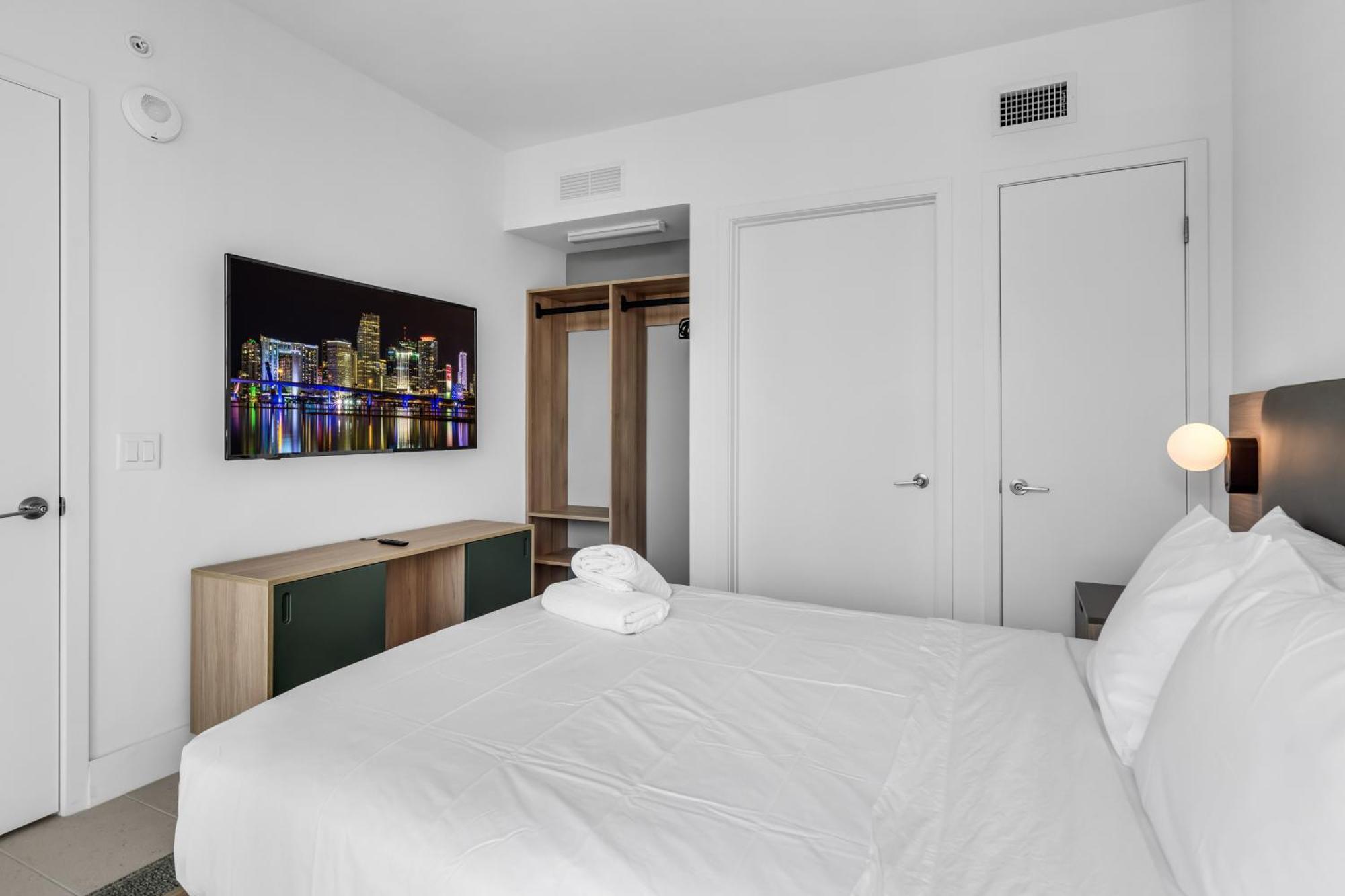 Apartment 601