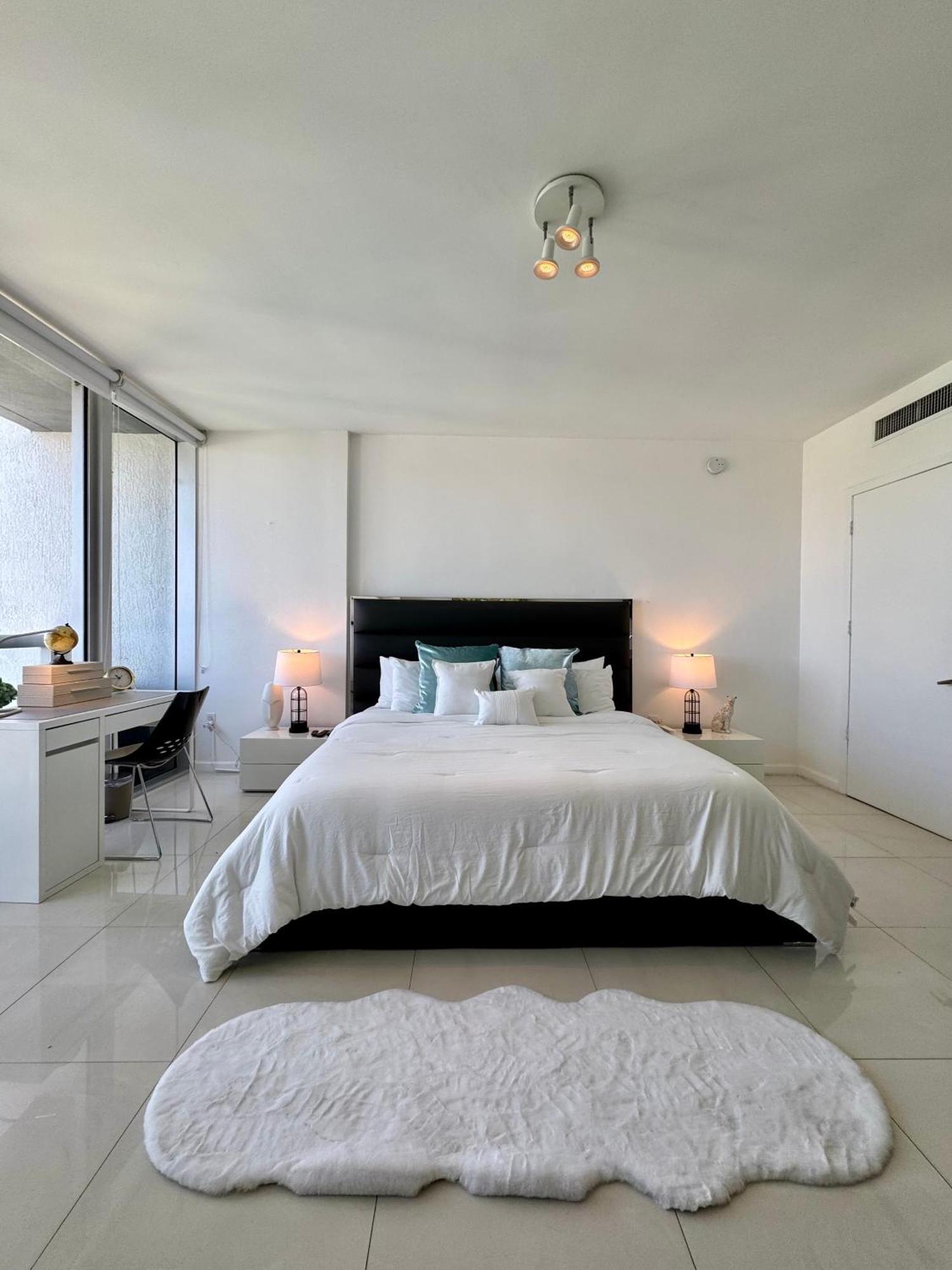 Luxury Unit W Residences Brickell * Miami
