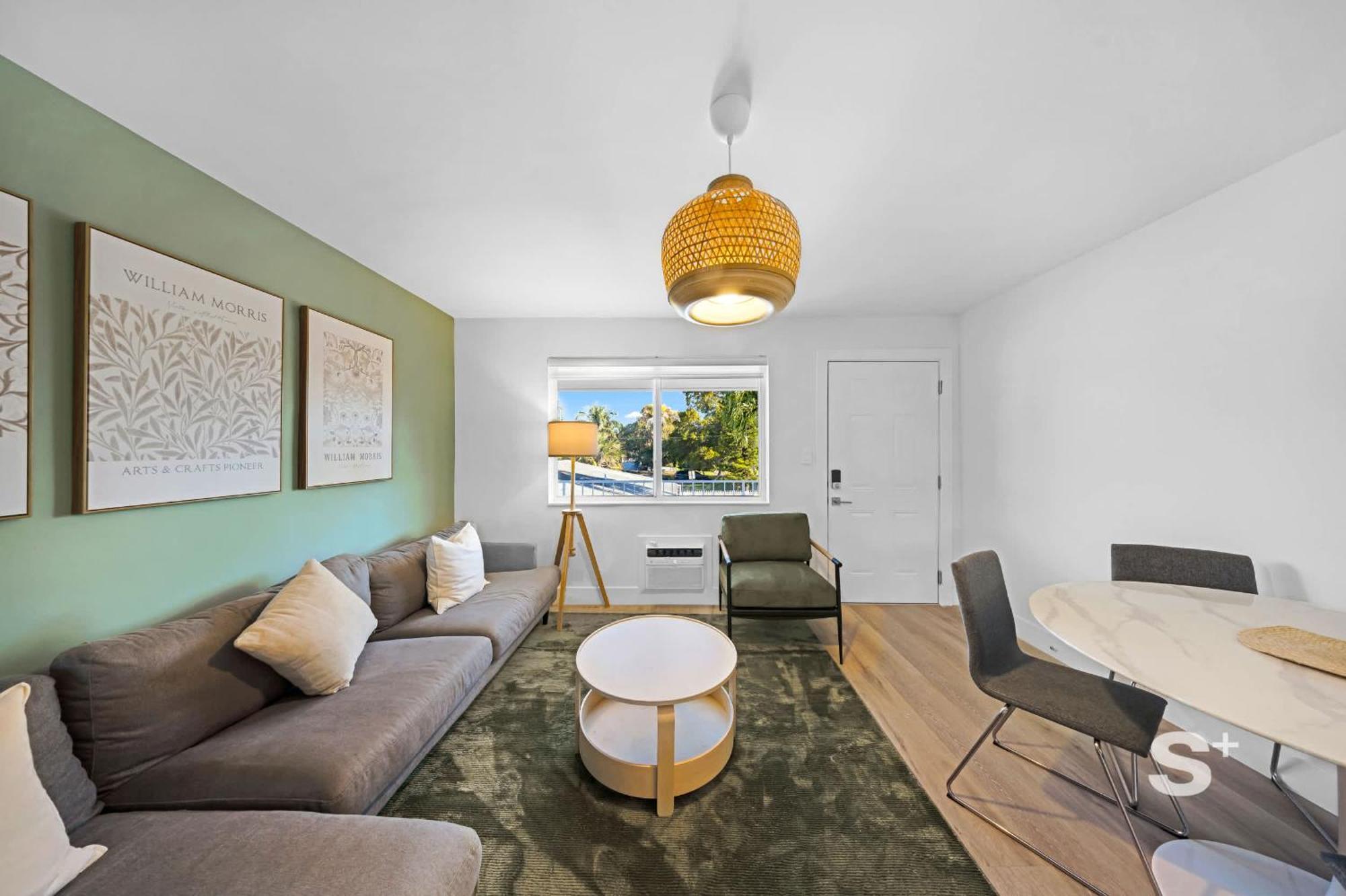 Modern 1-br In Miami