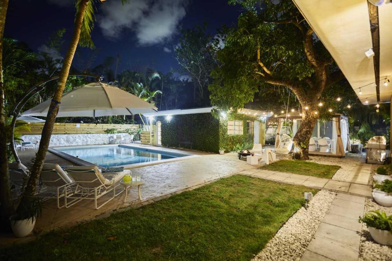Pool Oasis Holiday home *