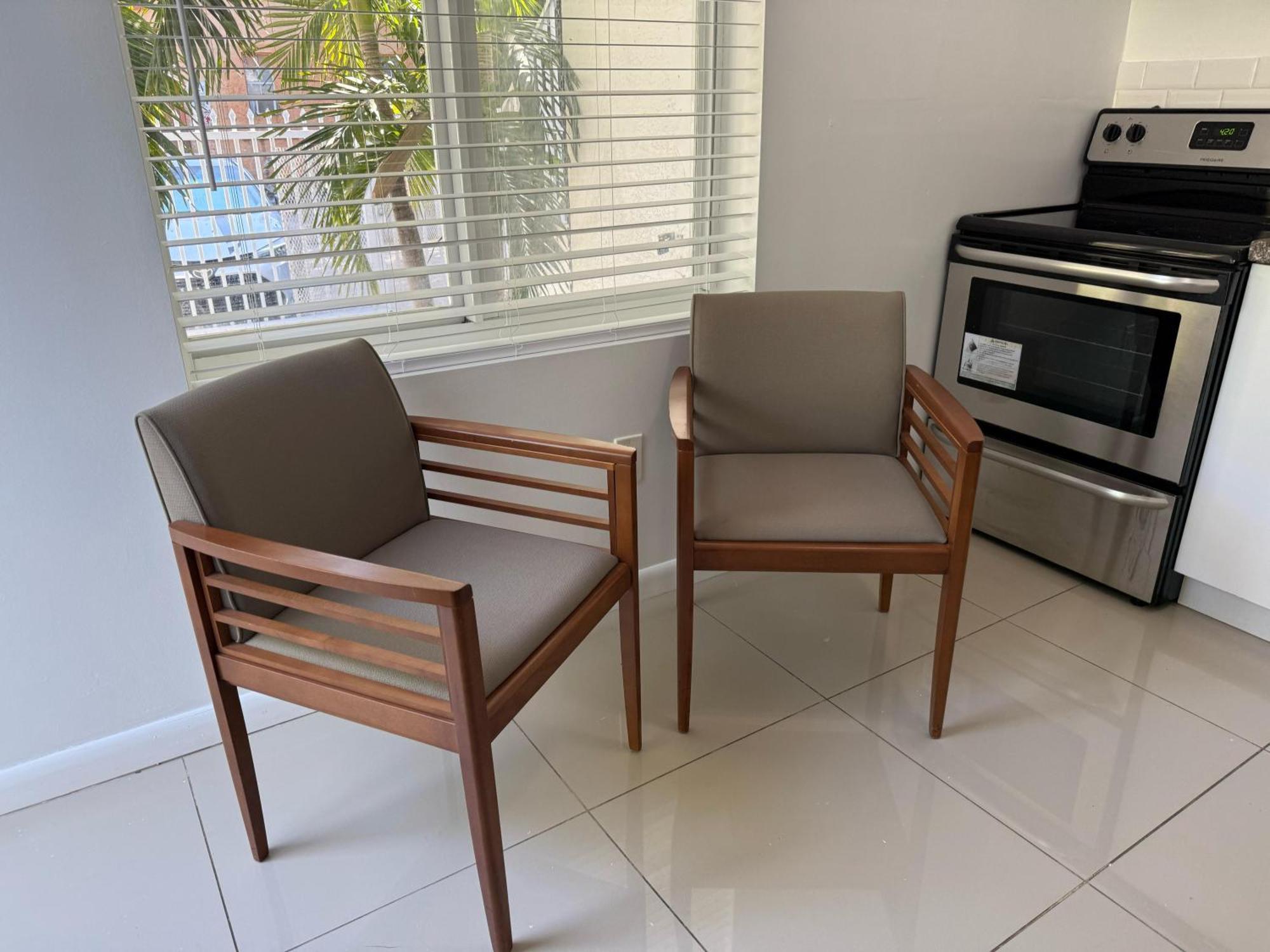 Renzzi Aparthotel Miami
