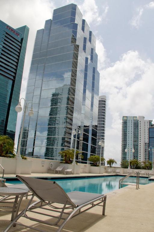 Executive Corporate At The Club At Brickell Bay