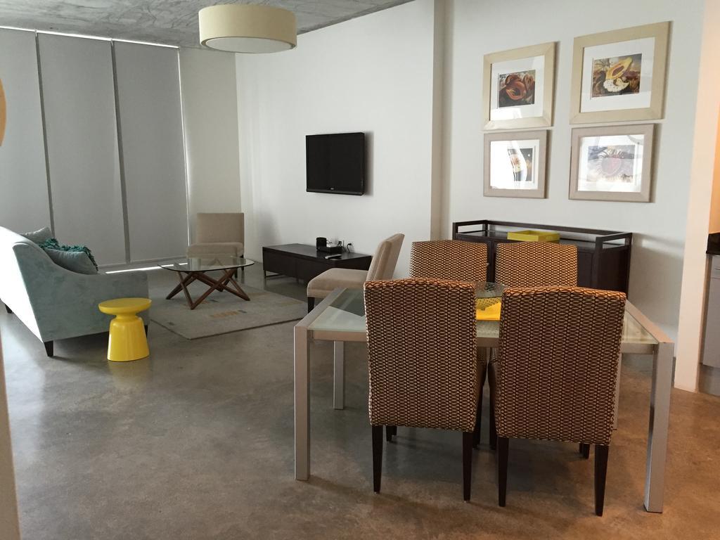 Real Living Apartment Miami